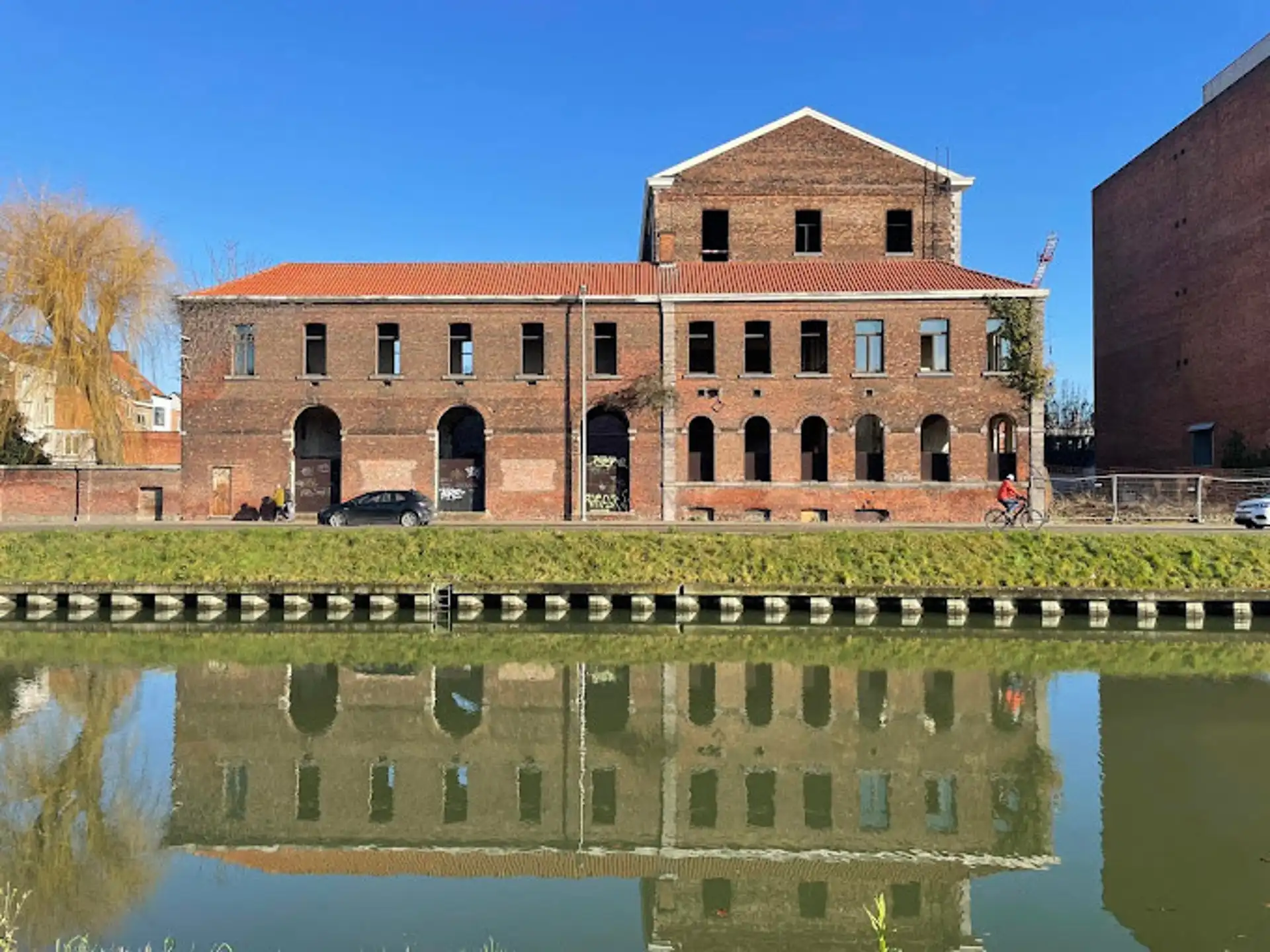 Mechelen-Zuid: moderne kantoren  1.750 m² in historisch pand foto 15