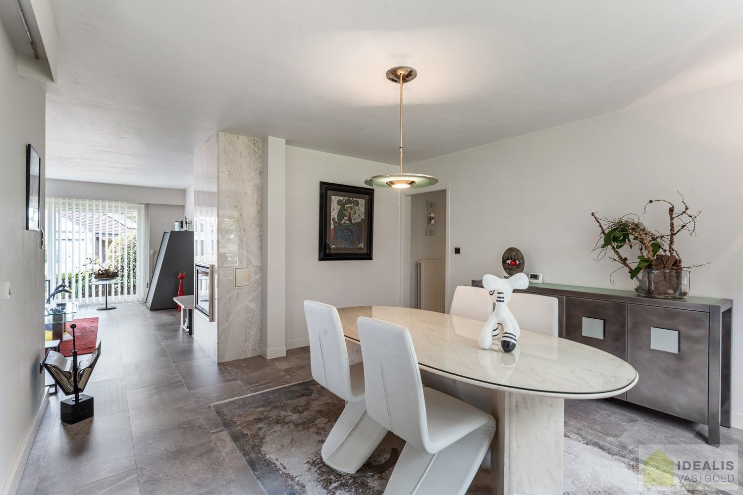 //INVESTERING – NIET VOOR EIGEN GEBRUIK// UITERST GOED ONDERHOUDEN GEZINSWONING OP EEN PRACHTIG, GROEN EN RUSTIG PERCEEL VAN MAAR LIEFST 11A  MET LICHTRIJKE WOONKAMER, 3 KNAPPE SLAAPKAMERS, BADKAMER, AFGEWERKTE ZOLDERVERDIEPING EN ONDERGRONDSE GARAGE foto 13