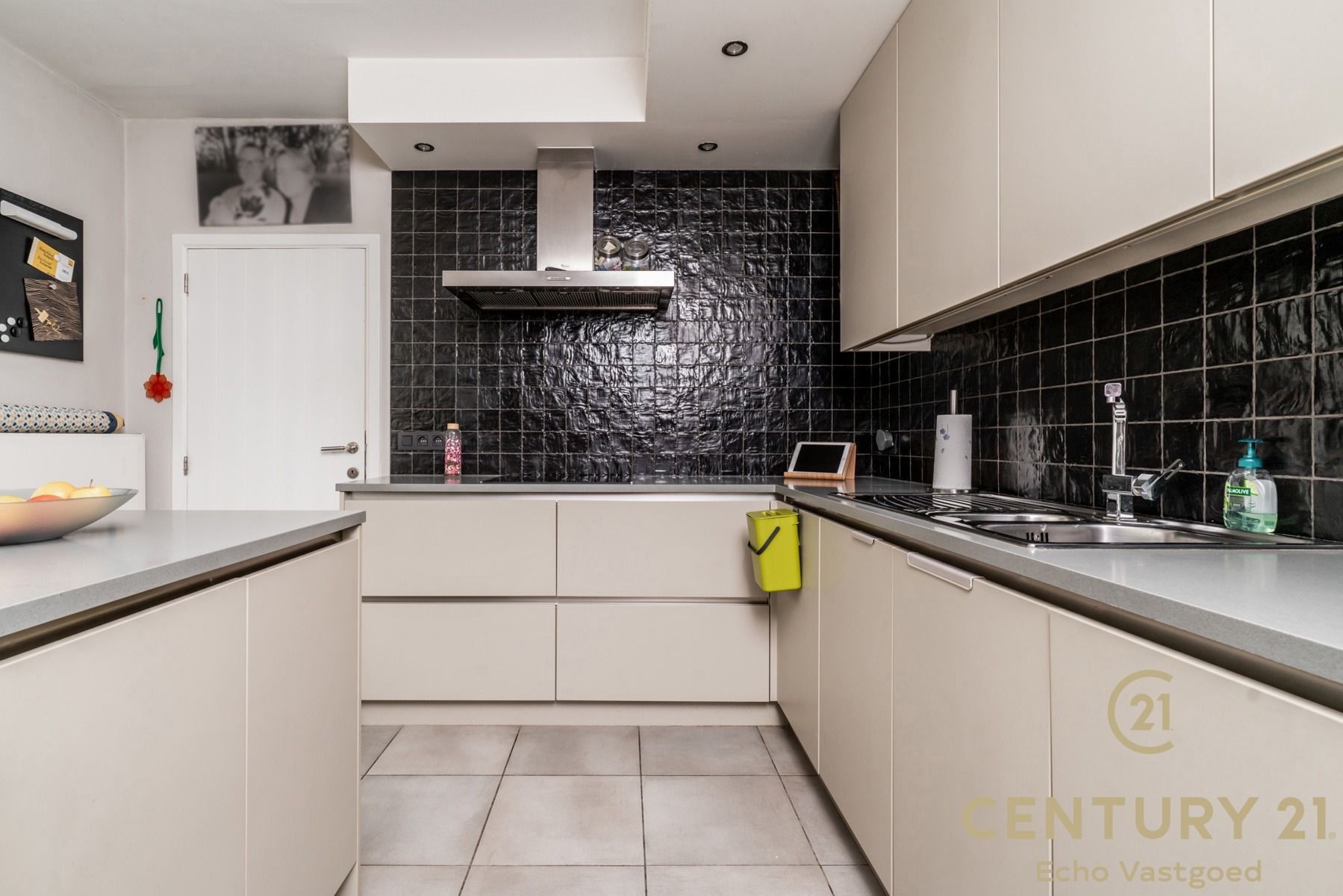 Charmante ruime en instapklare woning met zonnige tuin foto 9