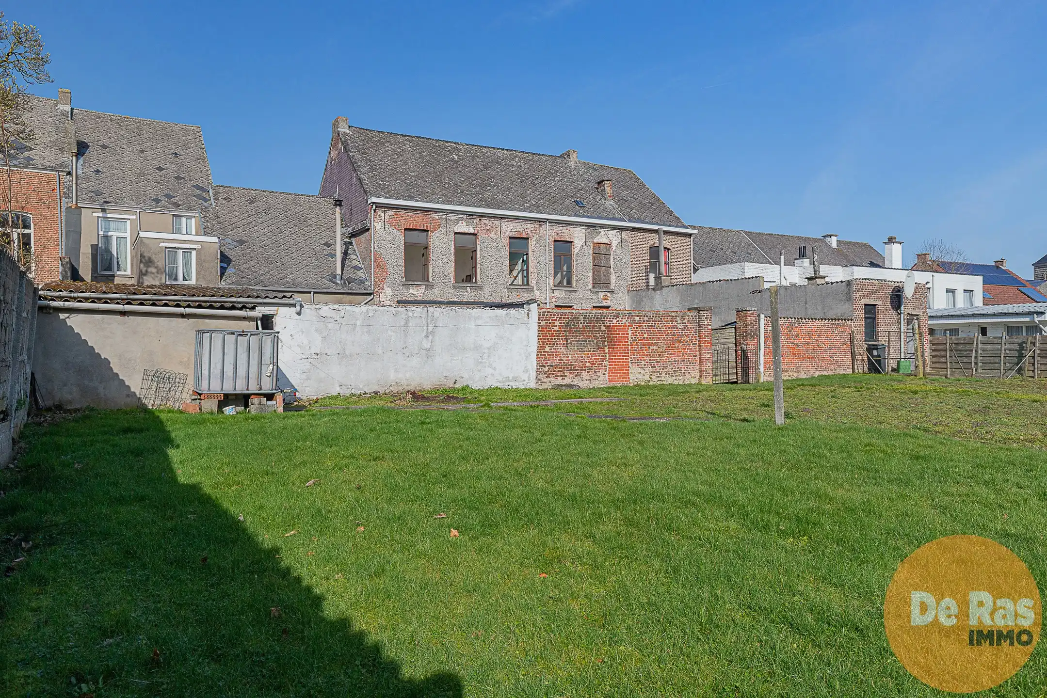 NIEUWERKERKEN - BURGERHUIS MET GROTE TUIN foto 31