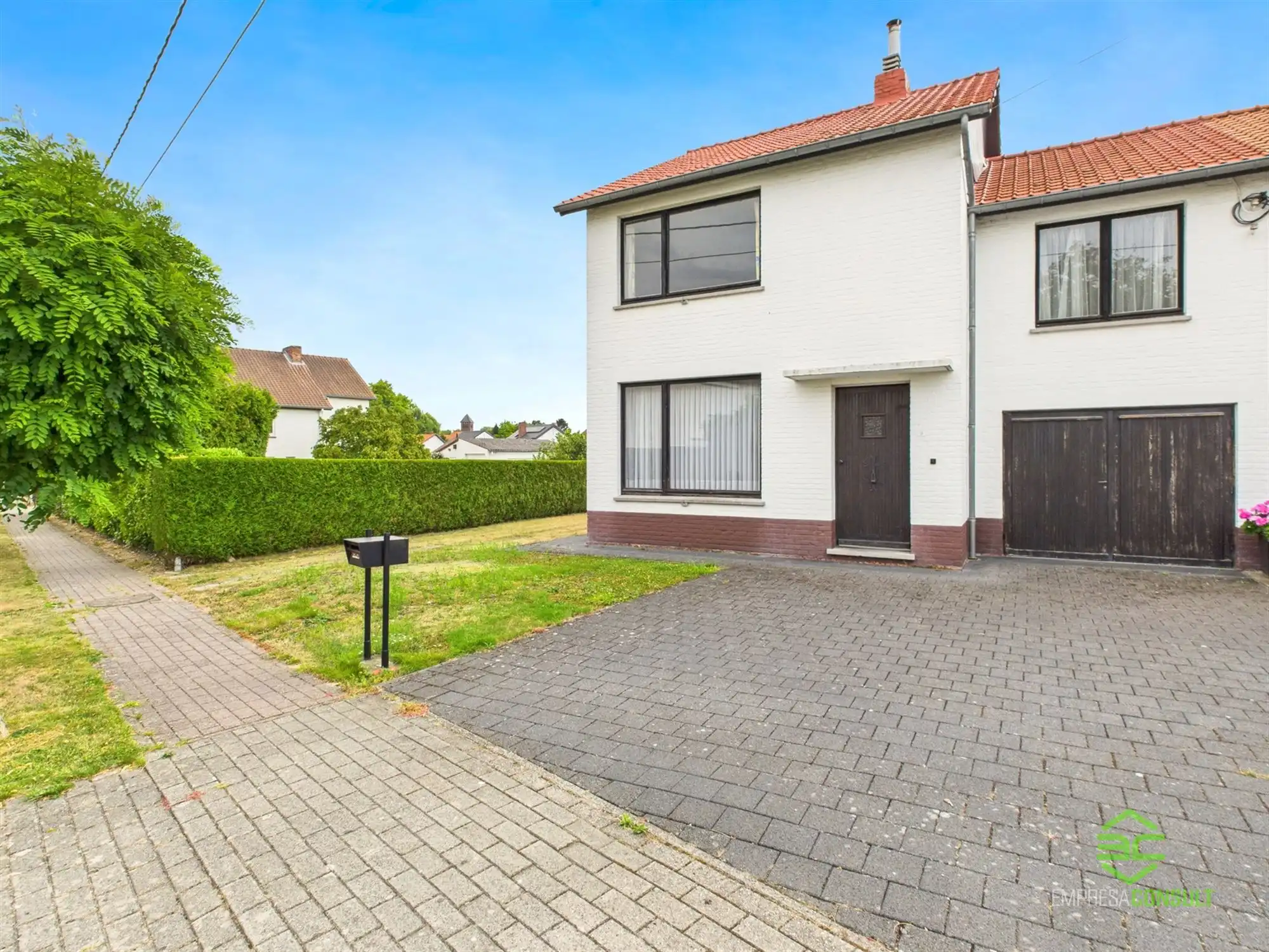 Hoofdfoto van de publicatie: Op te frissen gezinswoning op een rustige locatie!