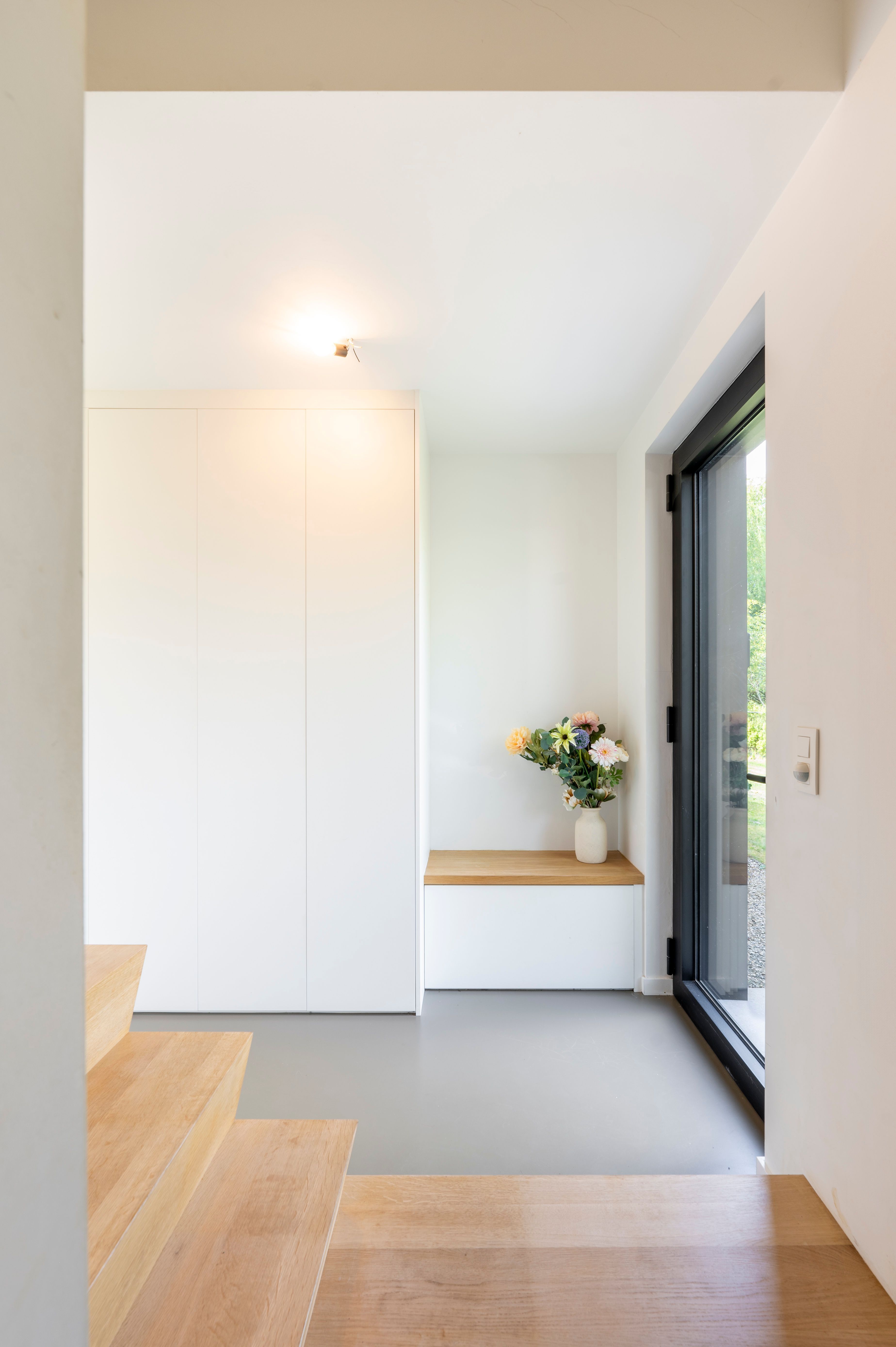 Recente woning in landelijke omgeving. foto 2