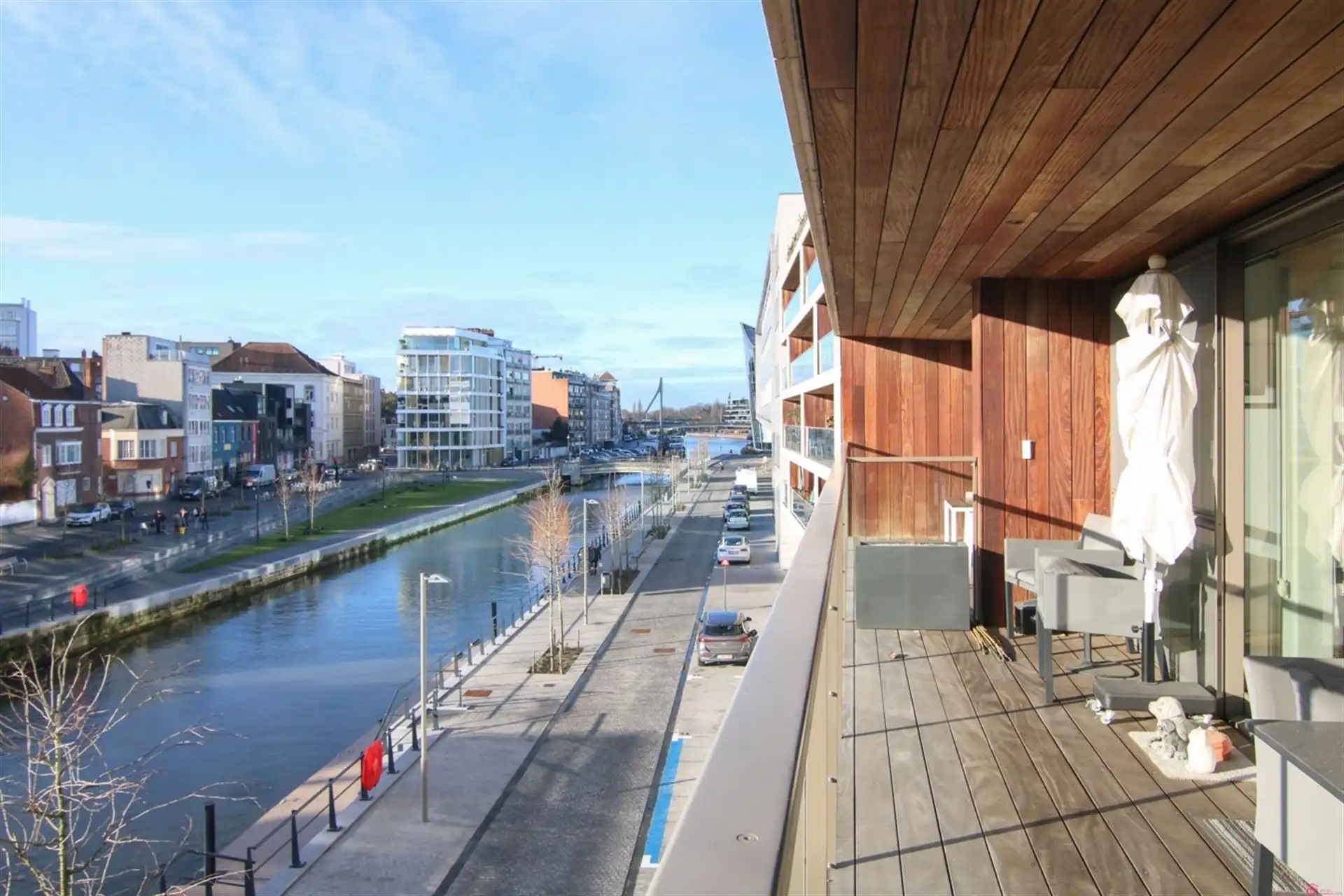 Instapklaar appartement met zonneterras en zicht op de Leie foto 12