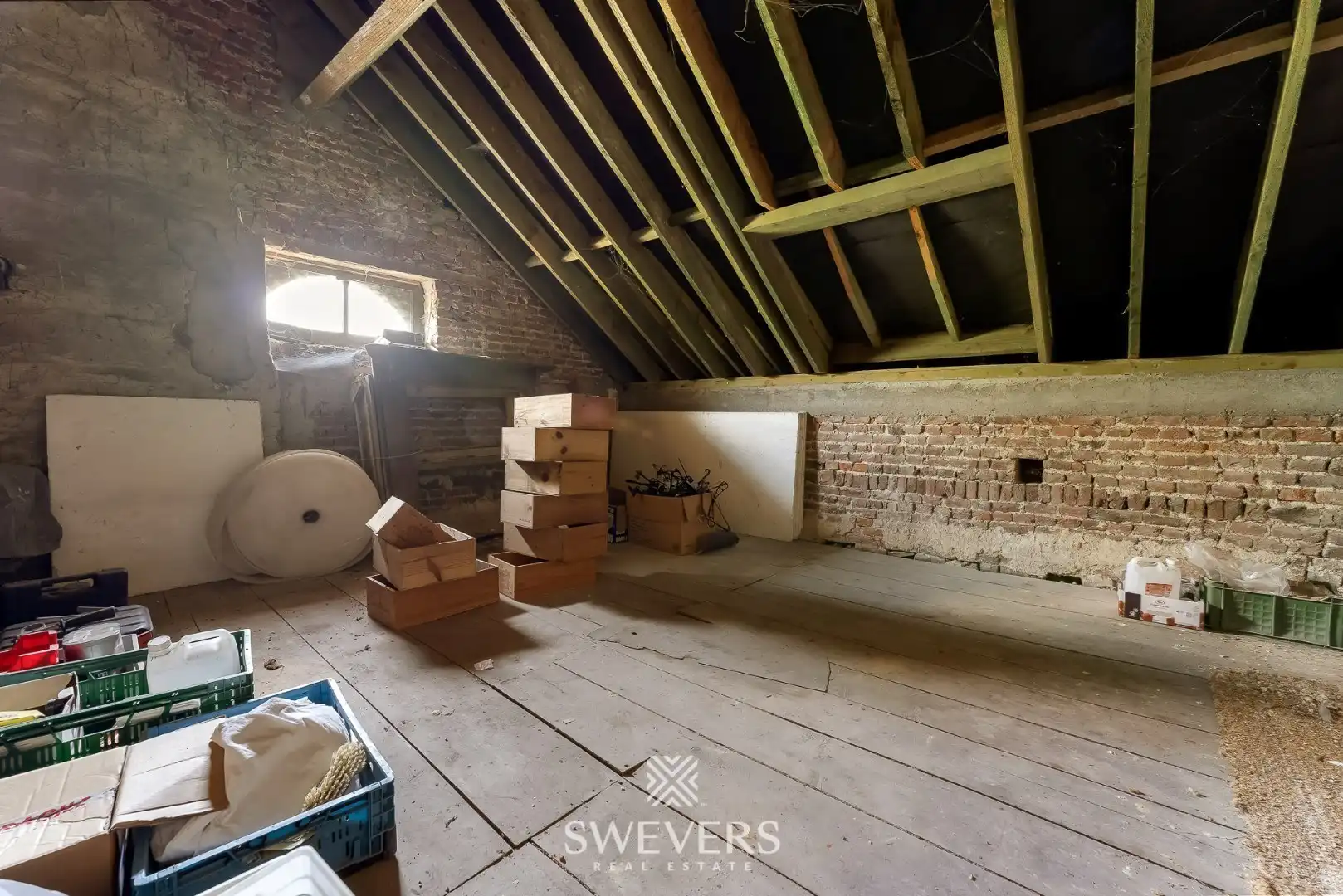 Authentiek herenhuis op 77a met stallingen foto 24