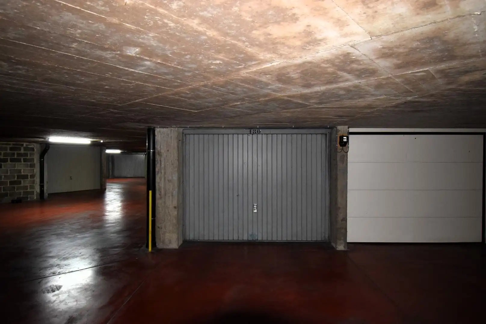 Garage foto 5