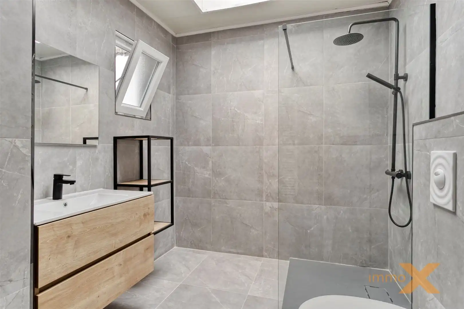 INSTAPKLARE WONING MET 3 SLAAPKAMERS foto 9