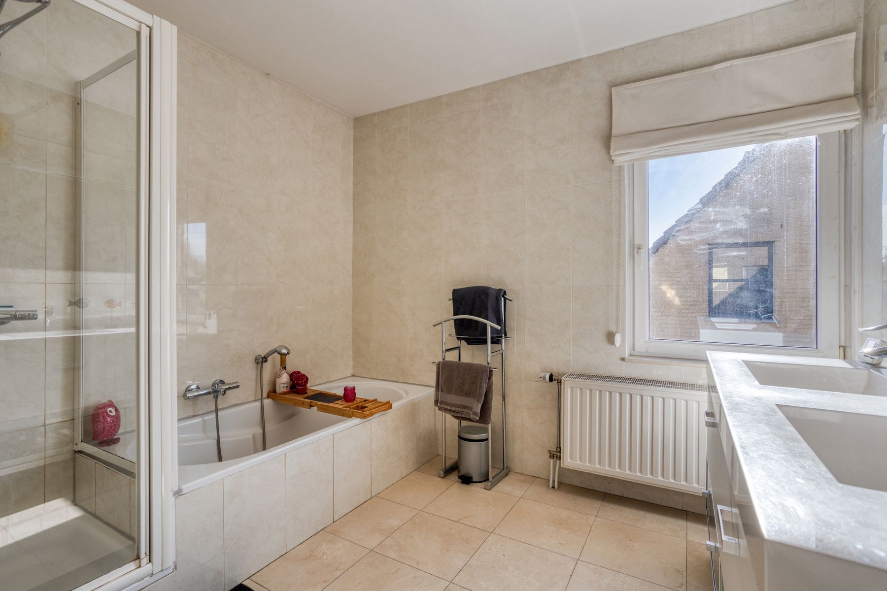 Landelijk gelegen ruime villa op 11a foto 17
