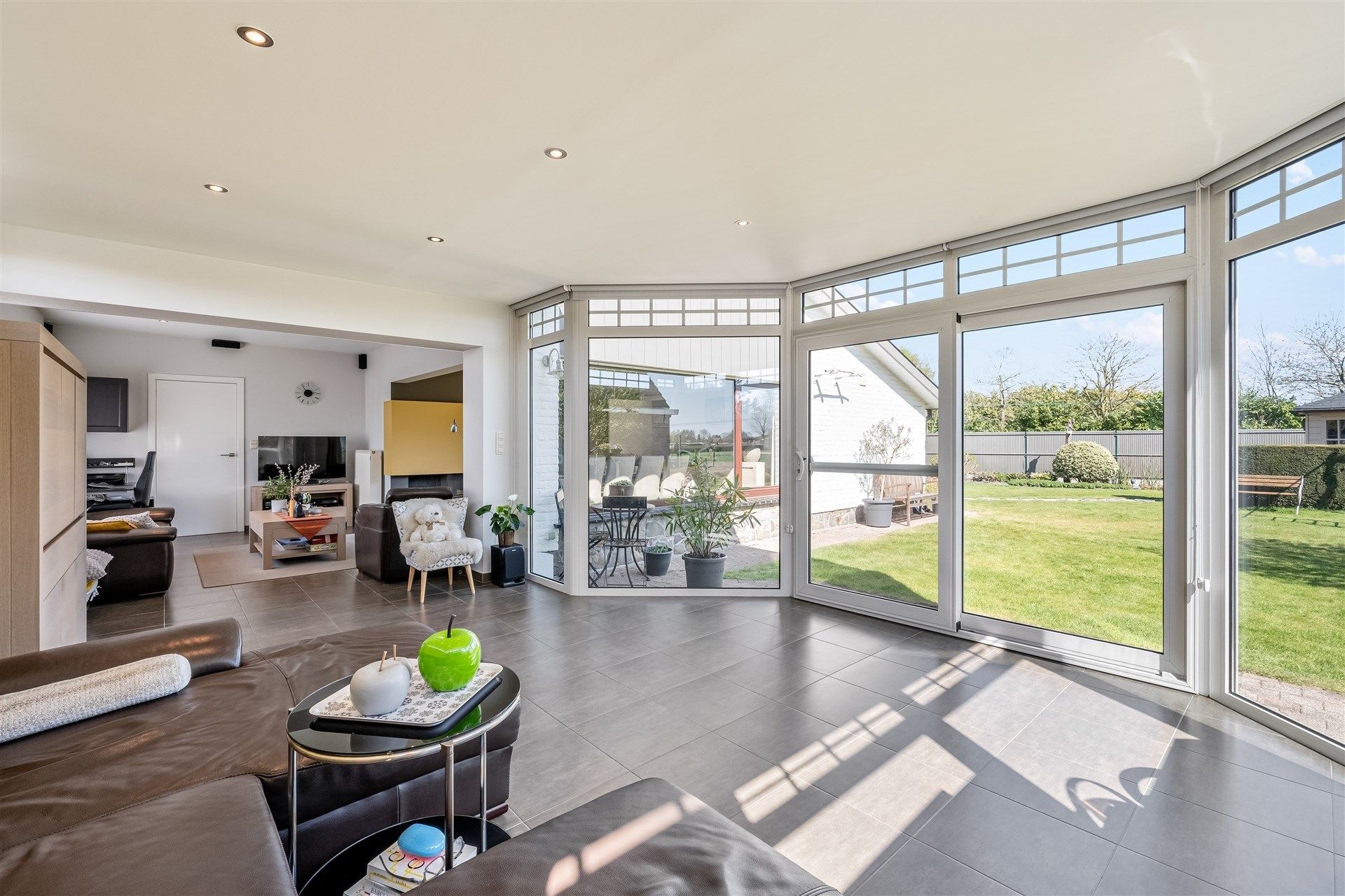 Topper! Supertoffe instapklare woning met grote tuin! foto 7