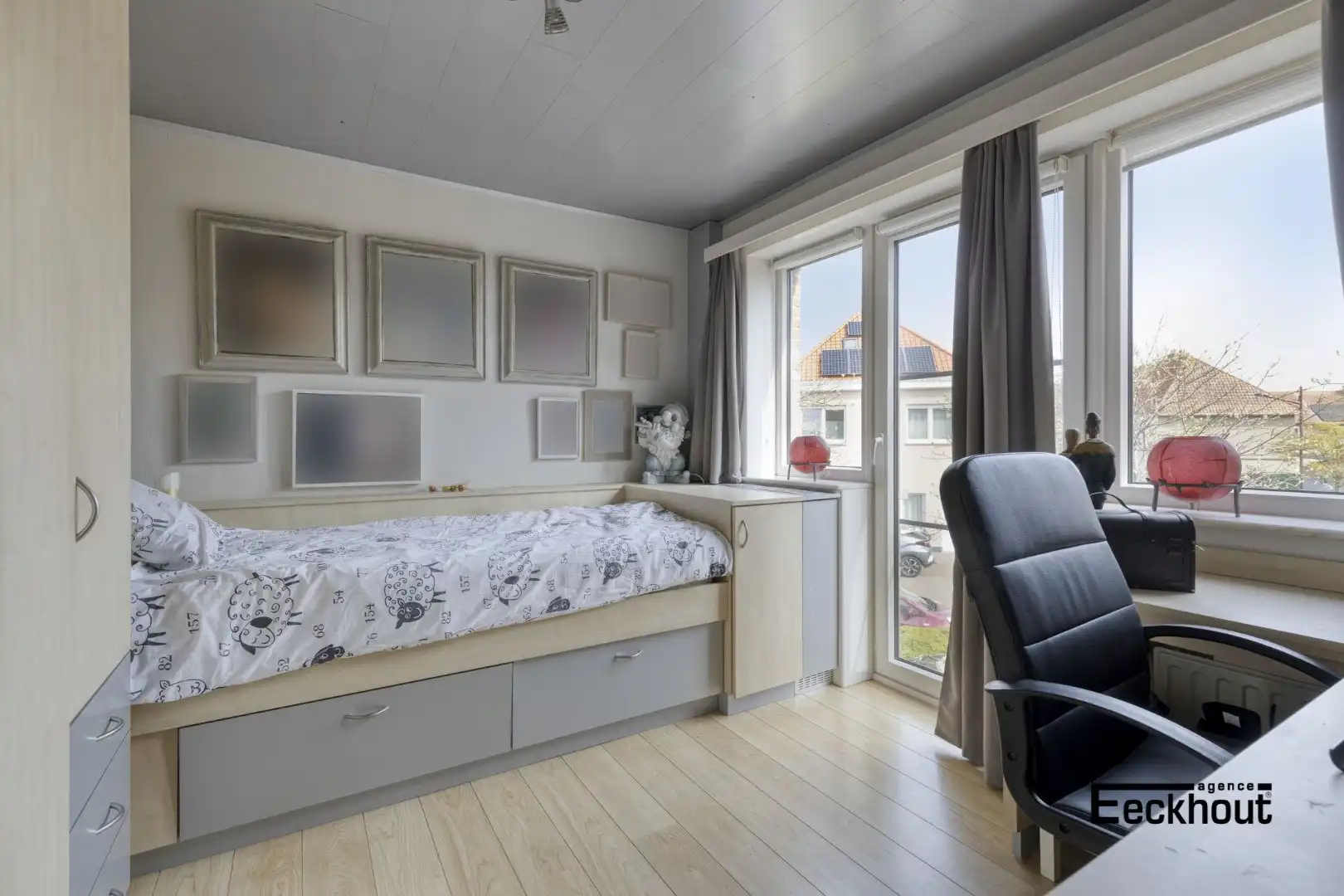 Instapklare woning met handelsruimte en met zonnige tuin! foto 18