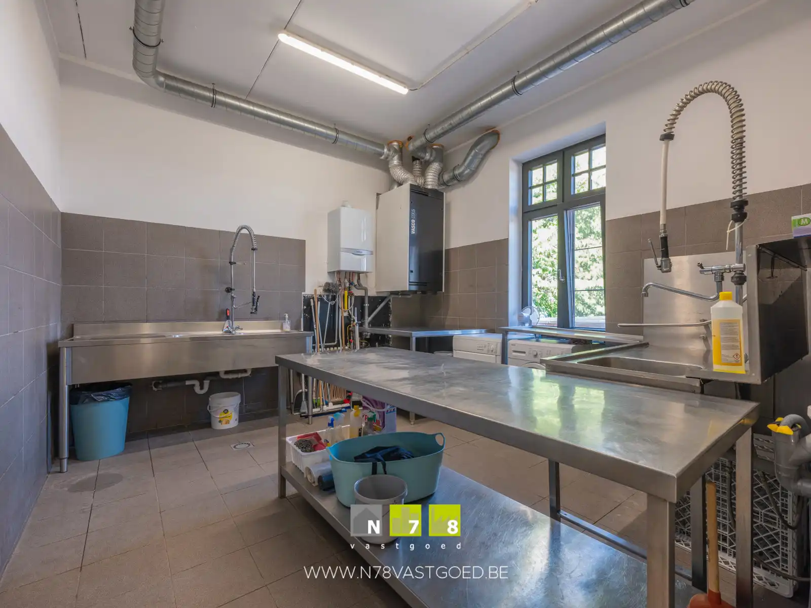 Gebouw te koop foto 9