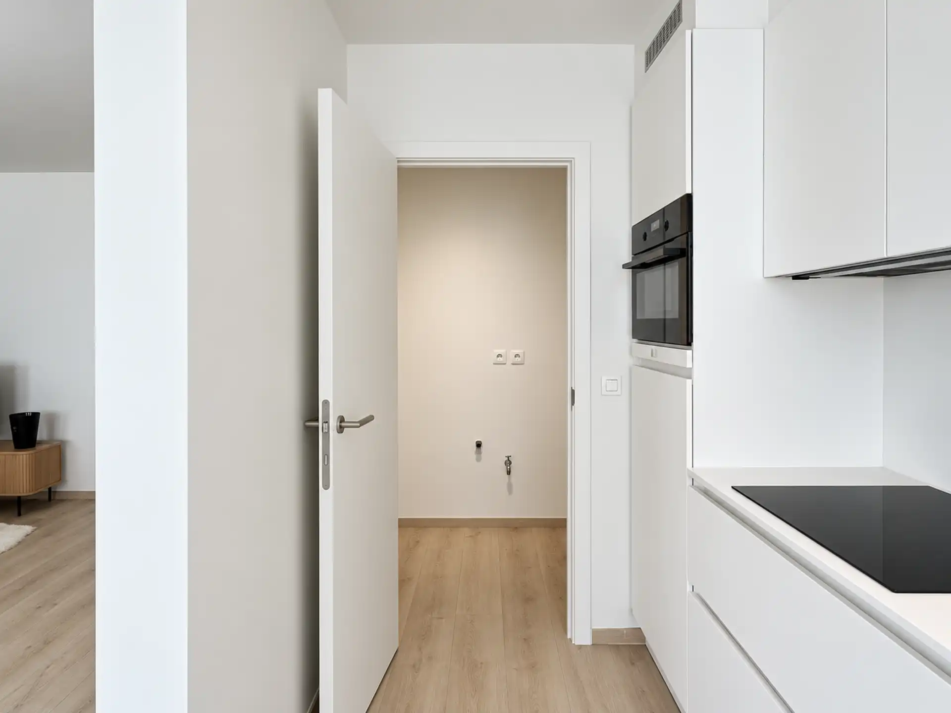 Gerenoveerd appartement met EPC A in hartje Brugge foto 9