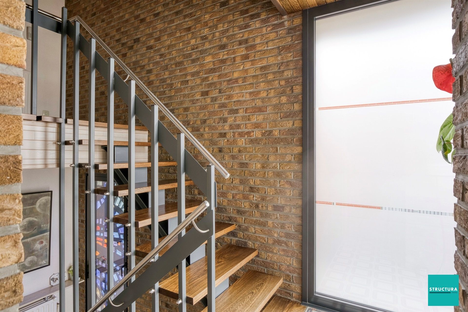 Rustiggelegen, zeer welonderhouden woning met gunstige EPC-score B! foto 15