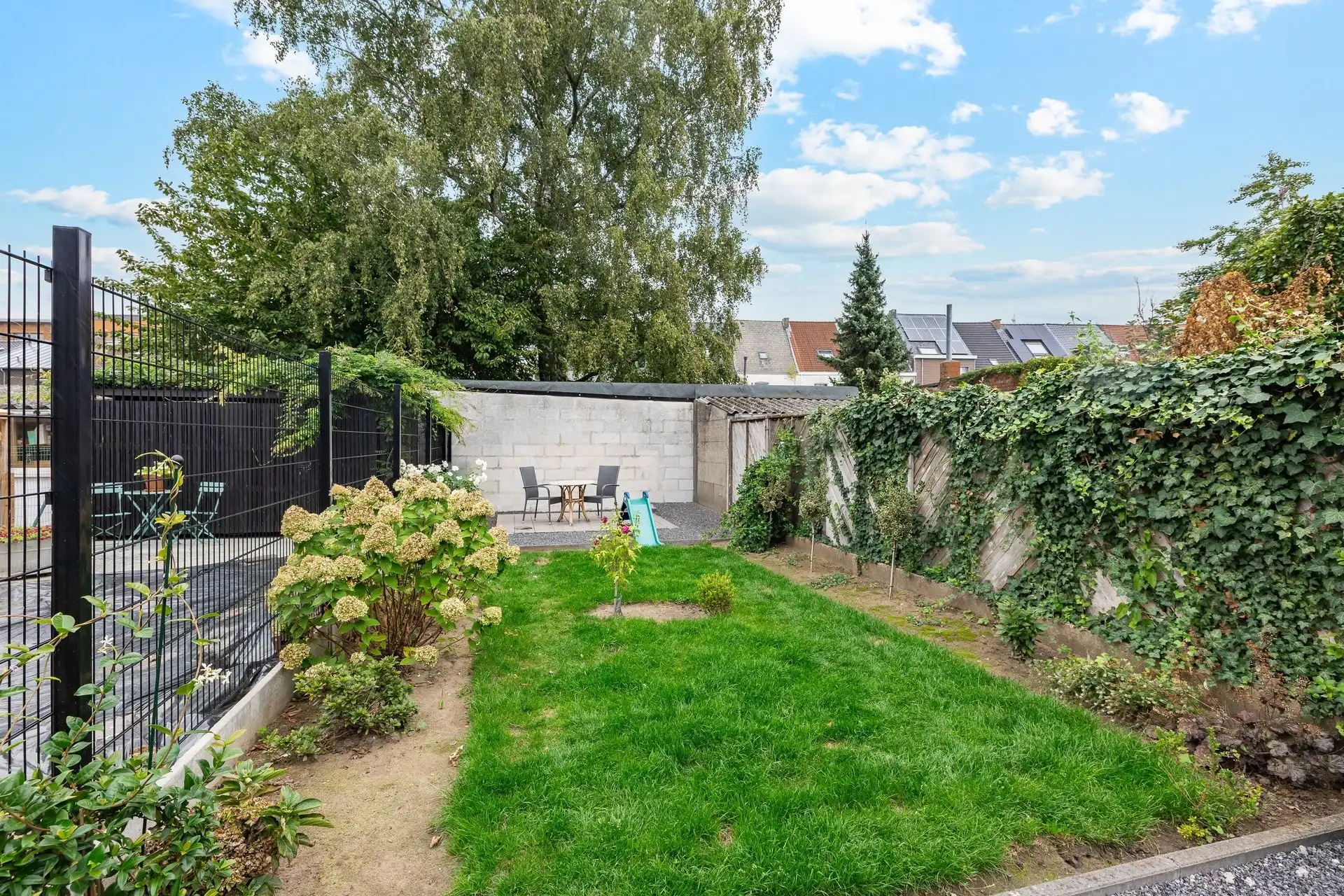 Instapklare woning op wandelafstand van het centrum en het Klein Parksken foto 17