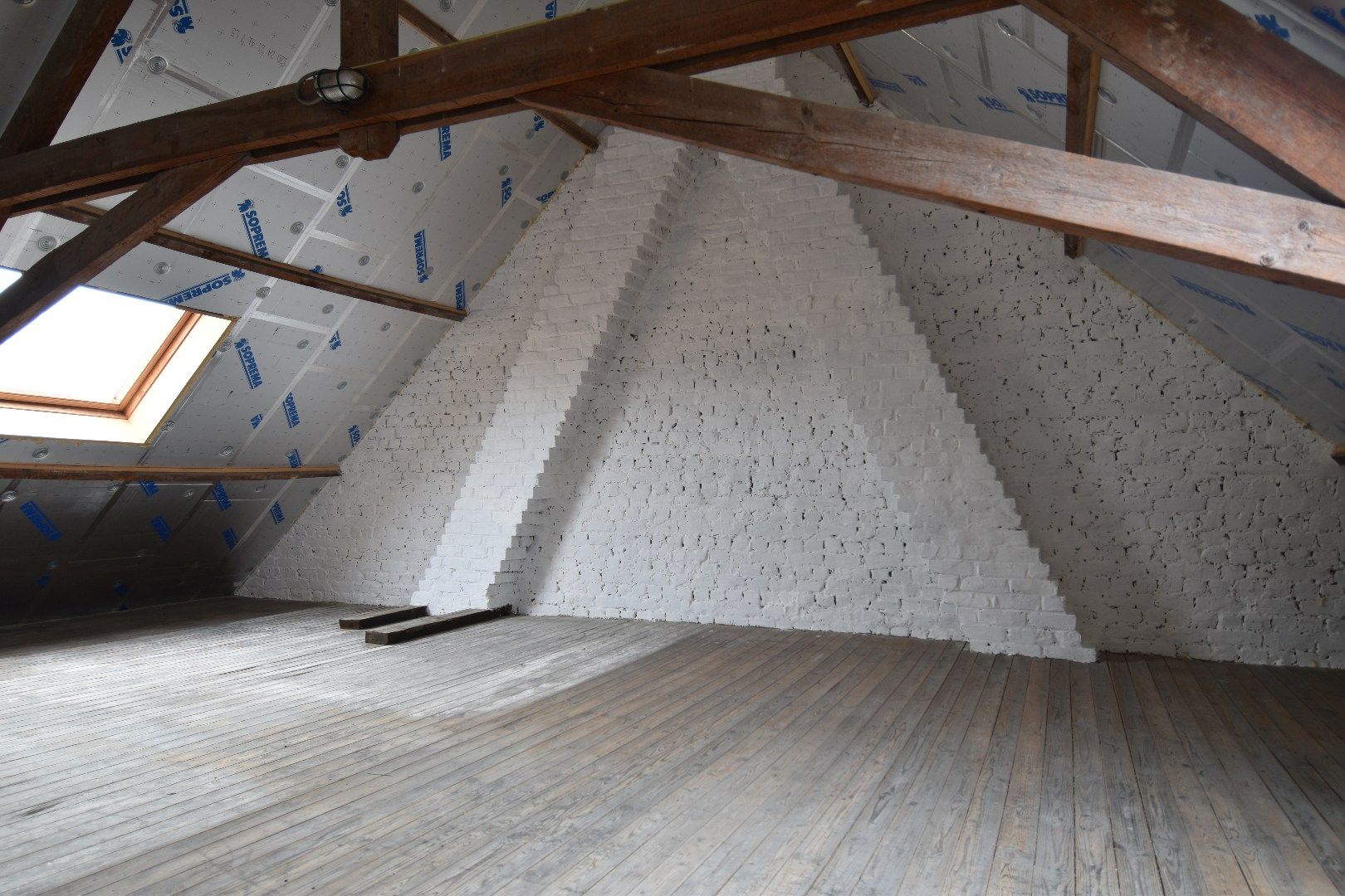 Instapklare woning met 3 slaapkamers te koop in het centrum van Aalbeke foto 12