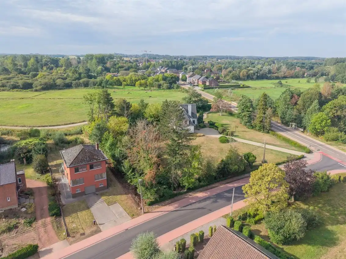 Volledig gerenoveerde woning met 3 slpk., veranda en magnifiek zicht vandaaruit foto 42