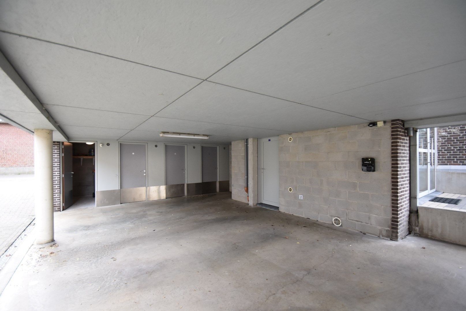 Knap gelijkvloersappartement met ruim terras en carport  foto 27