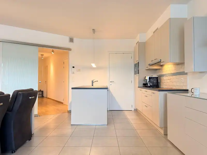 2 slaapkamer appartement met prachtig uitzicht! foto 5