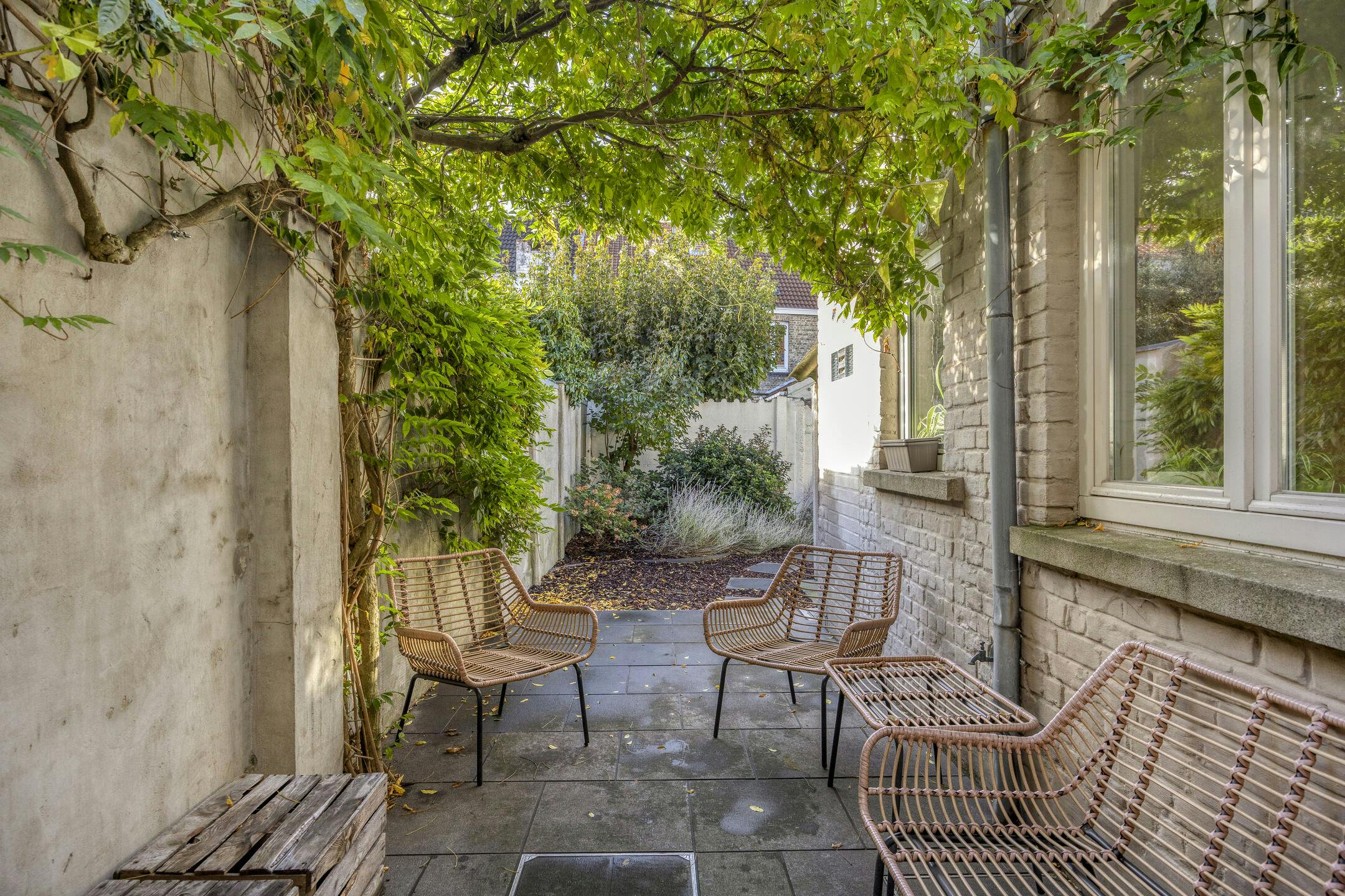 Huis met 3 slaapkamers, bureau en stadstuin te Sint-Kruis (Brugge) foto 3