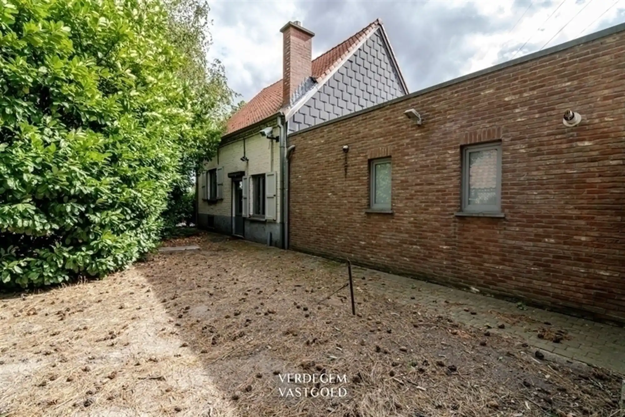 Authentieke woning met recente uitbreiding en uniek historisch accent foto 20