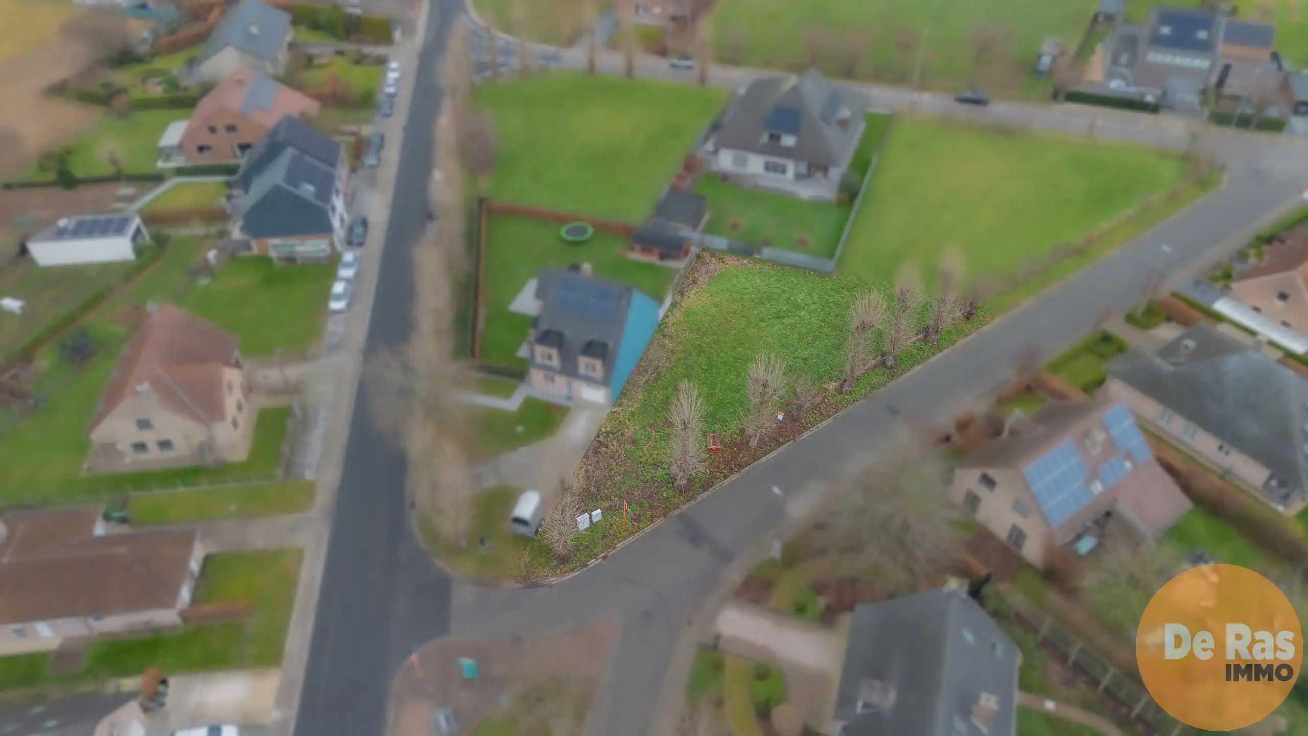 HAALTERT - Bouwgrond voor halfopen bebouwing op topligging foto 4