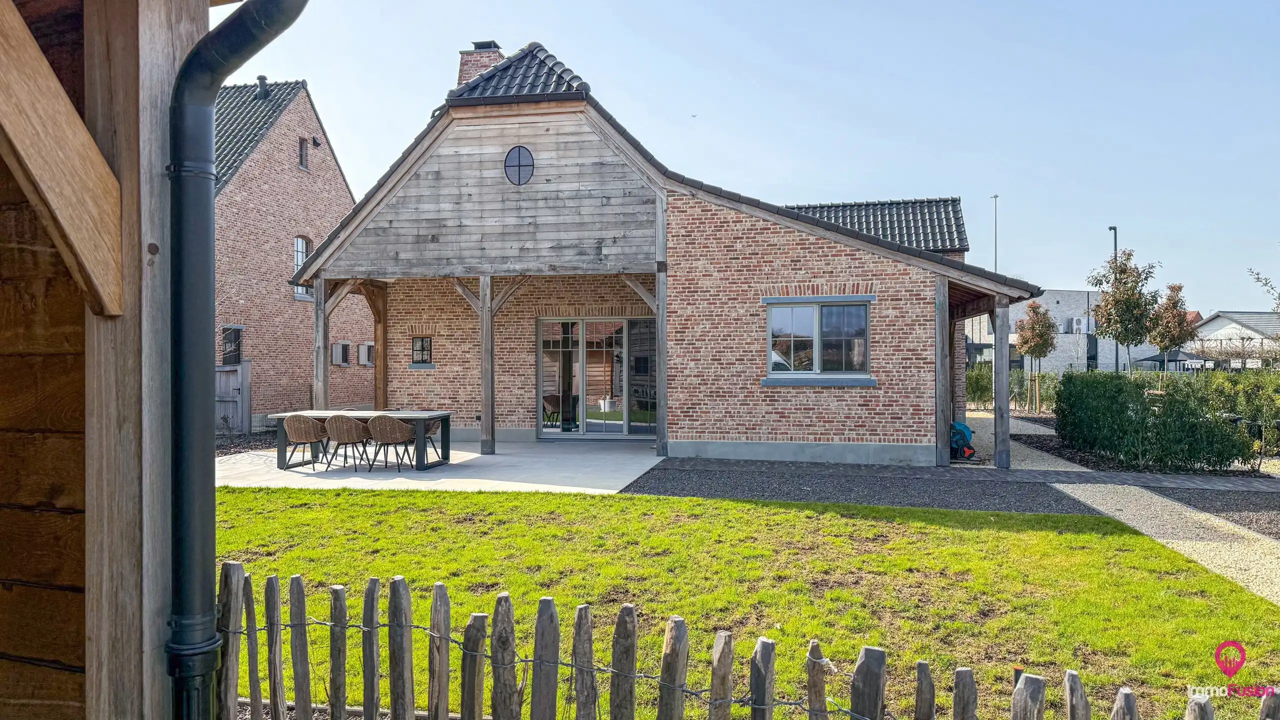 Gelijkvloerse nieuwbouw in pastorijstijl met kelder en lift! foto 61