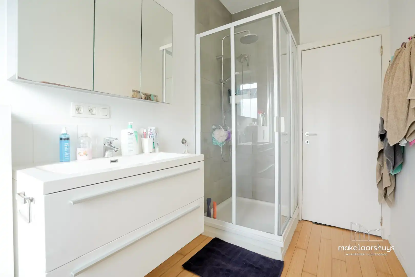 Instapklare woninig nabij het UZ met 3 kamers en tuin foto 8