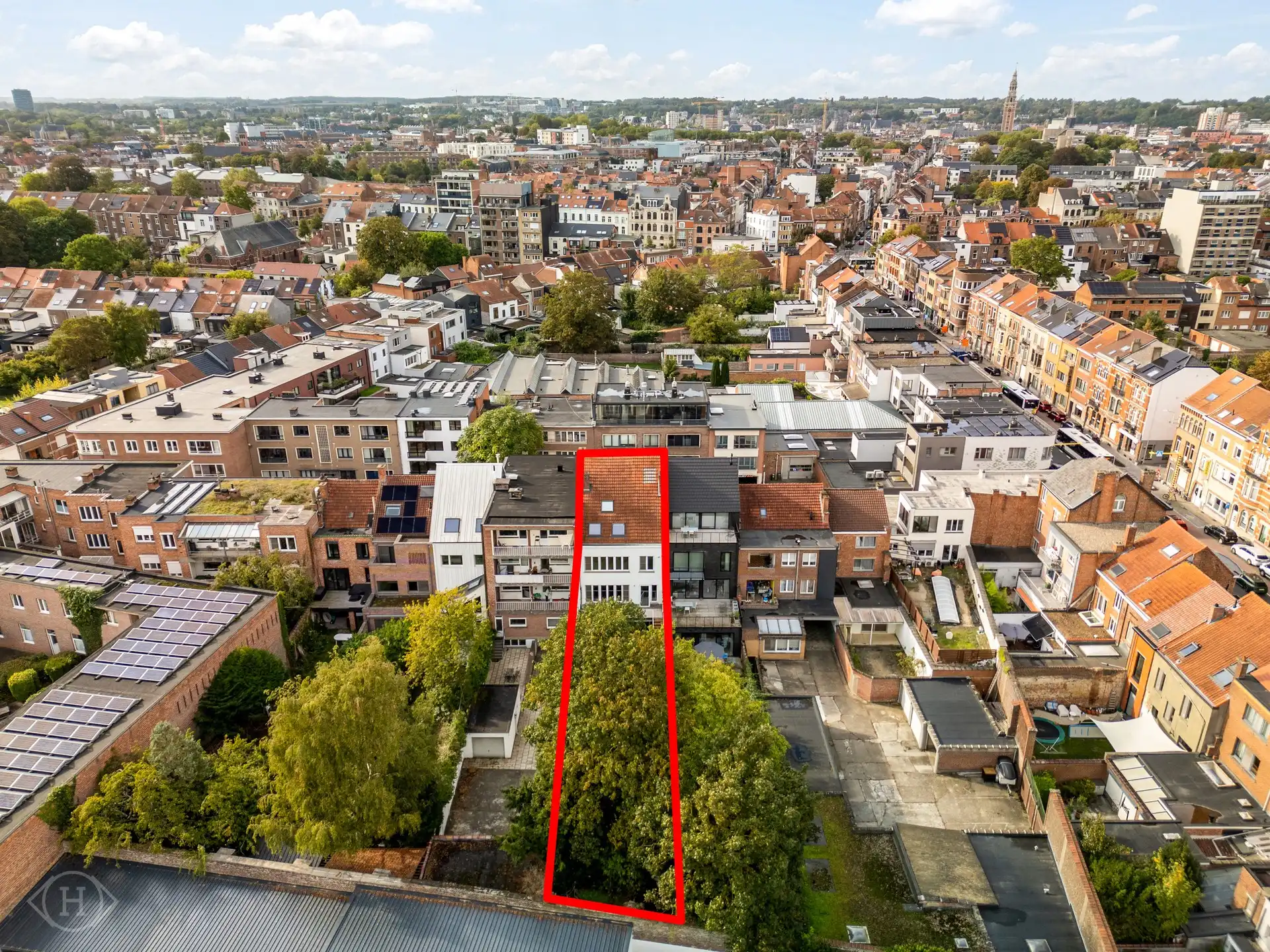 Lichtrijke, te renoveren herenwoning met epc B foto 45