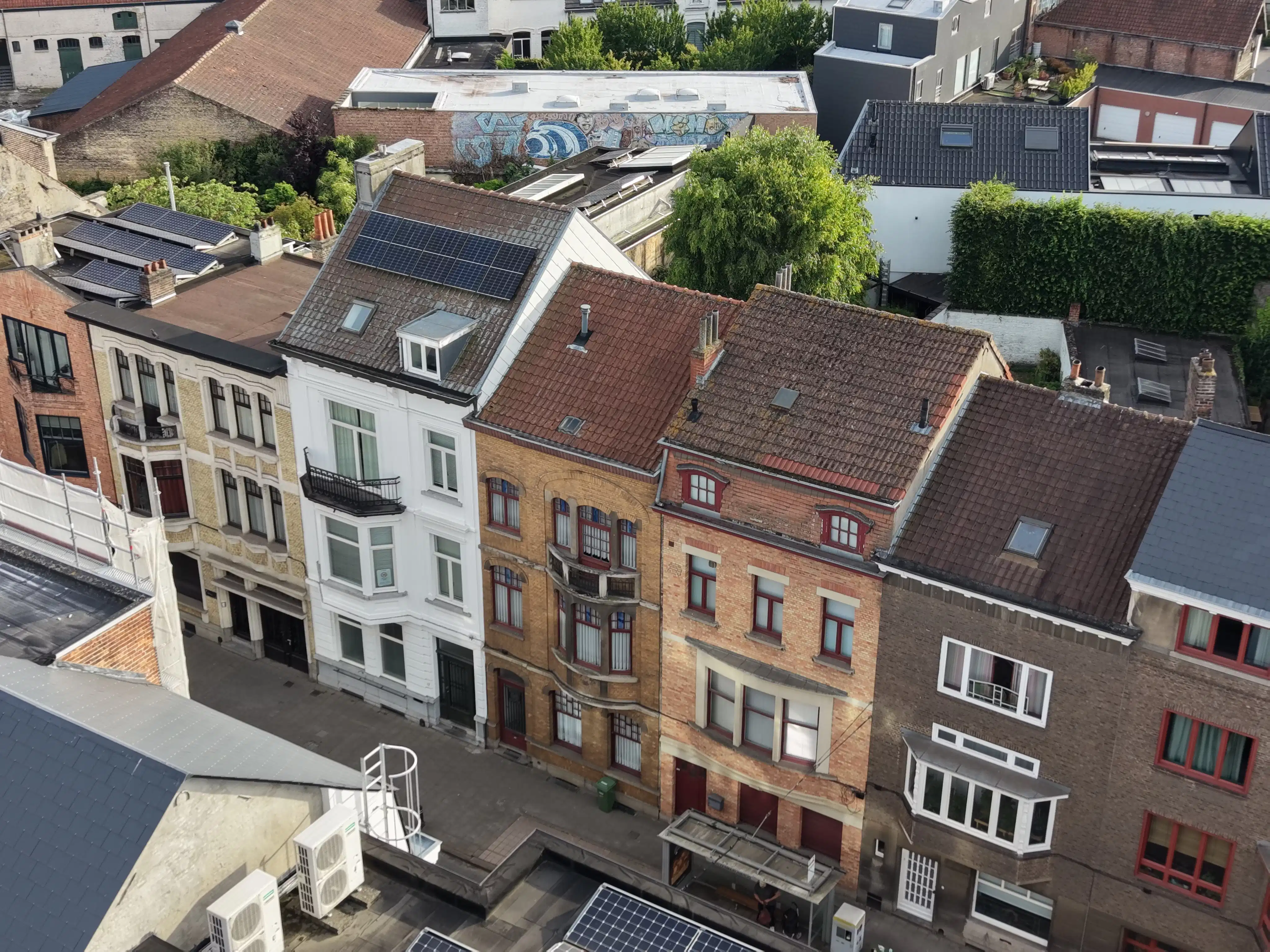 Karaktervolle interbellumwoning met uitzonderlijke stadstuin nabij de Coupure foto 23