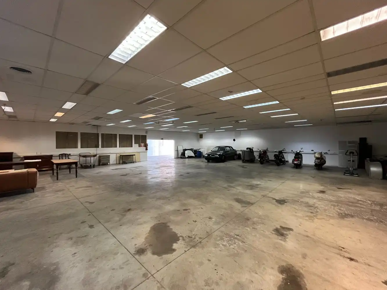 werkplaats met kantoren foto 8