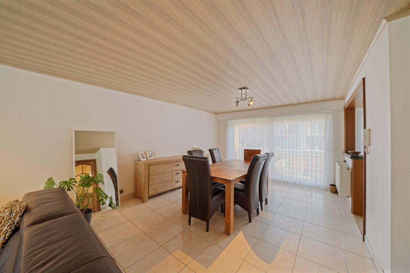 Ruime bel-étagewoning met garage en 3 slaapkamers foto 5