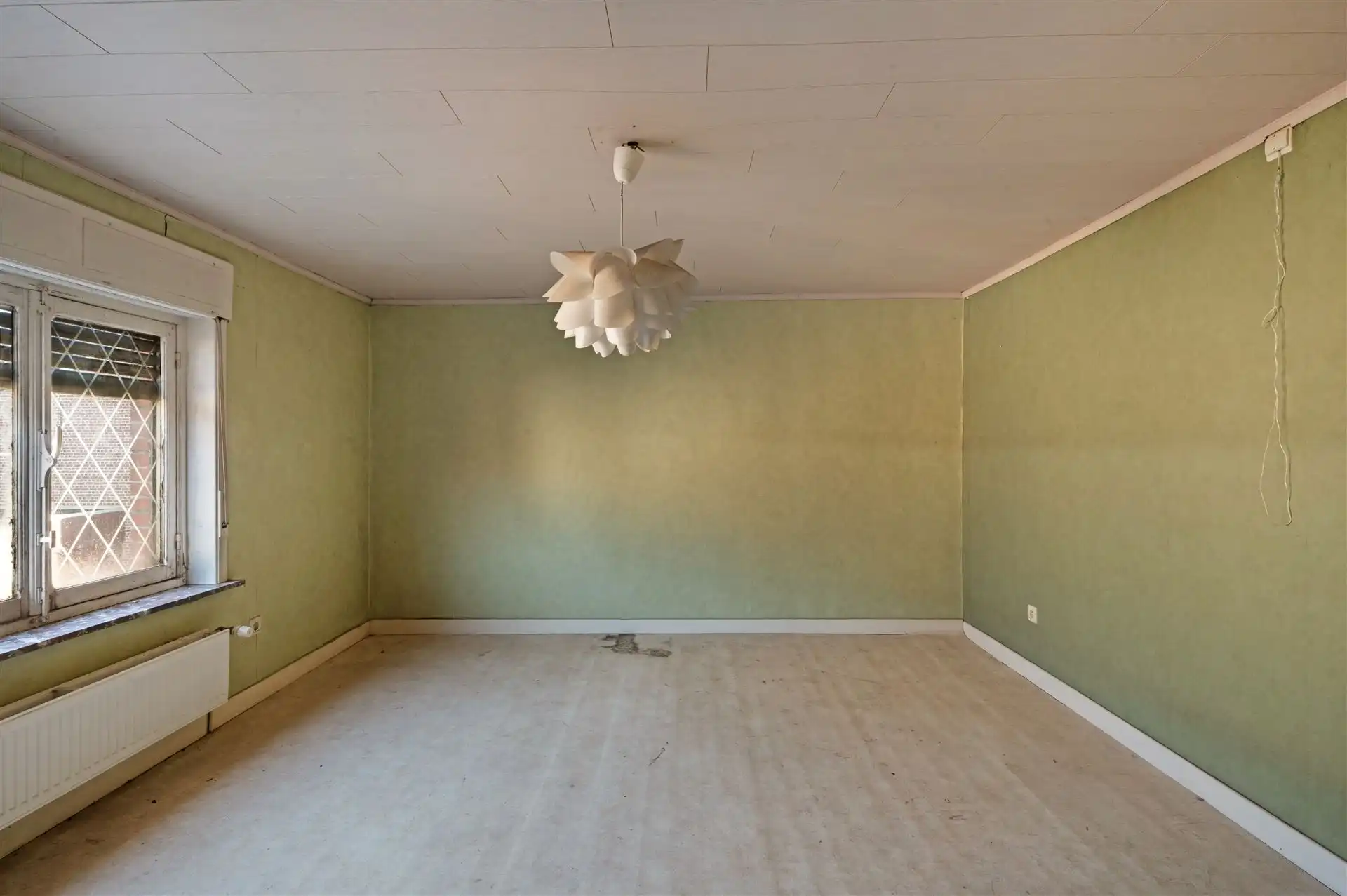 Te renoveren HOB in Moortsele foto 17