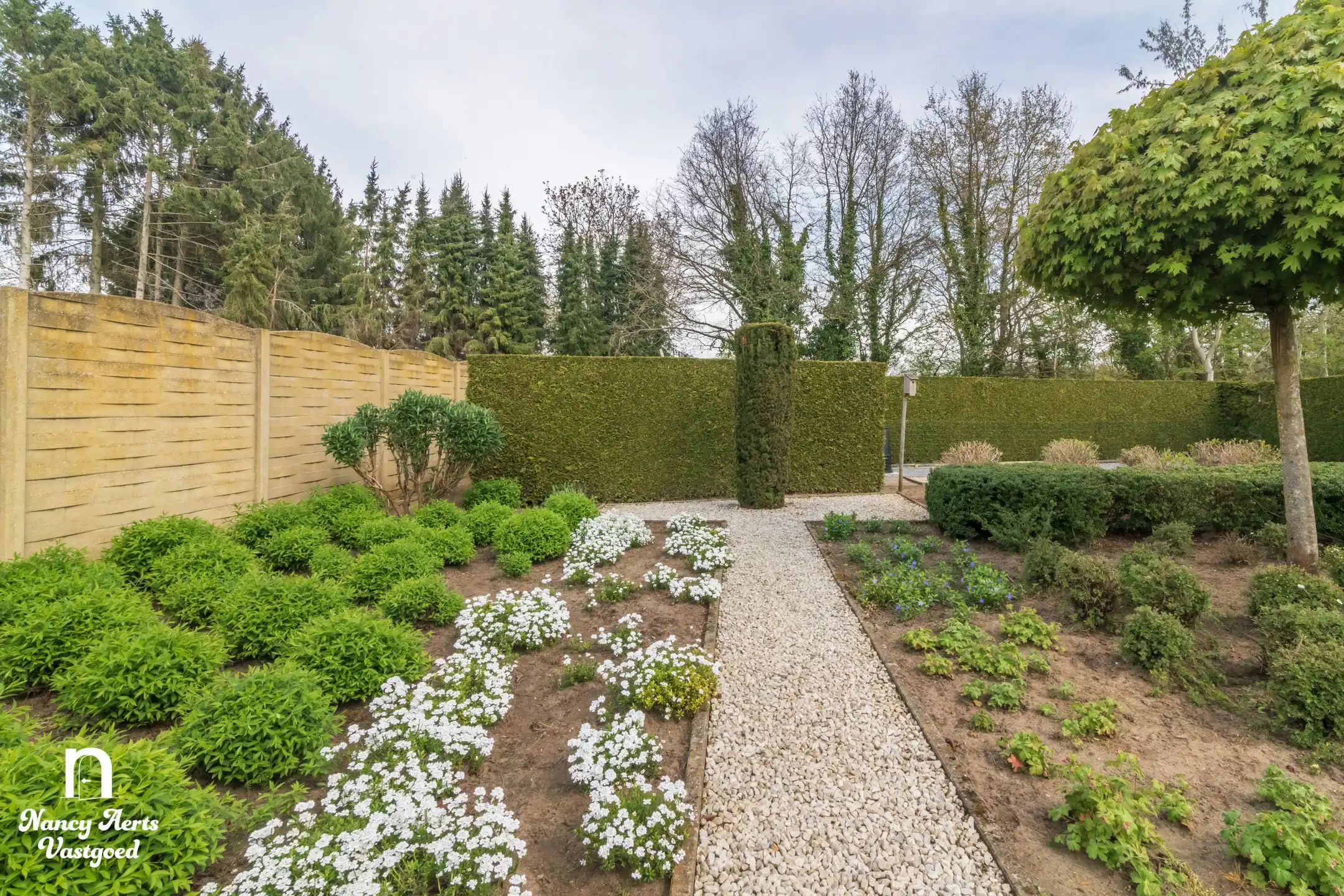 Lichtrijke woning met prachtige tuin en groeipotentieel foto 43