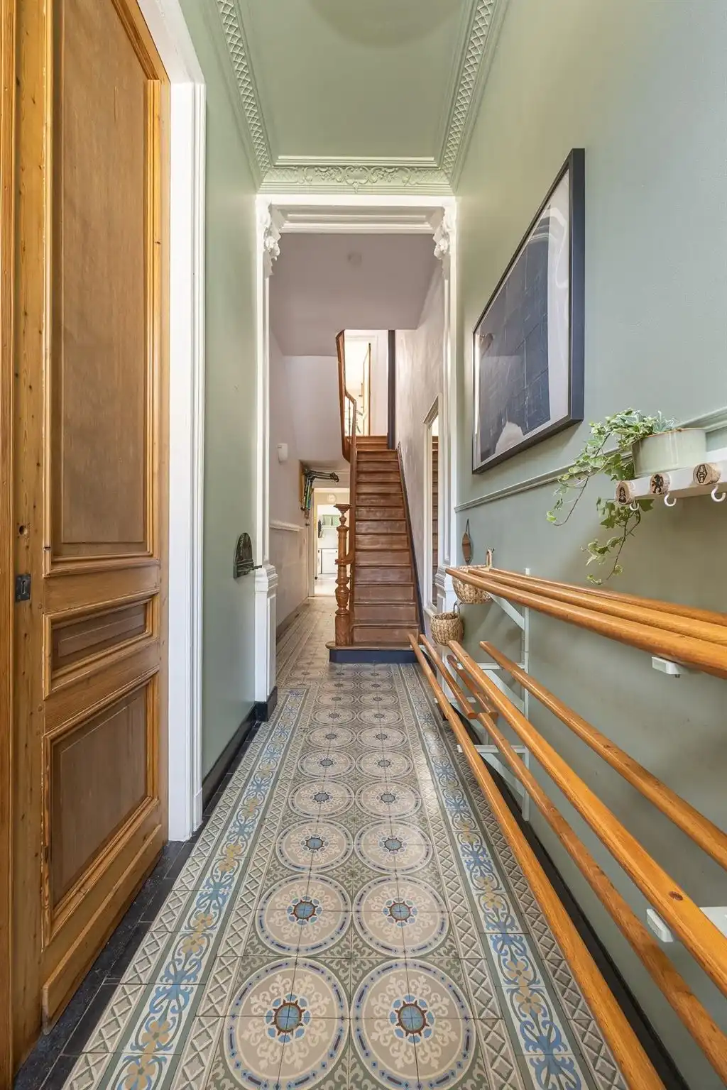 Karaktervolle gezinswoning met 4 slaapkamers en zonnige stadstuin foto 12
