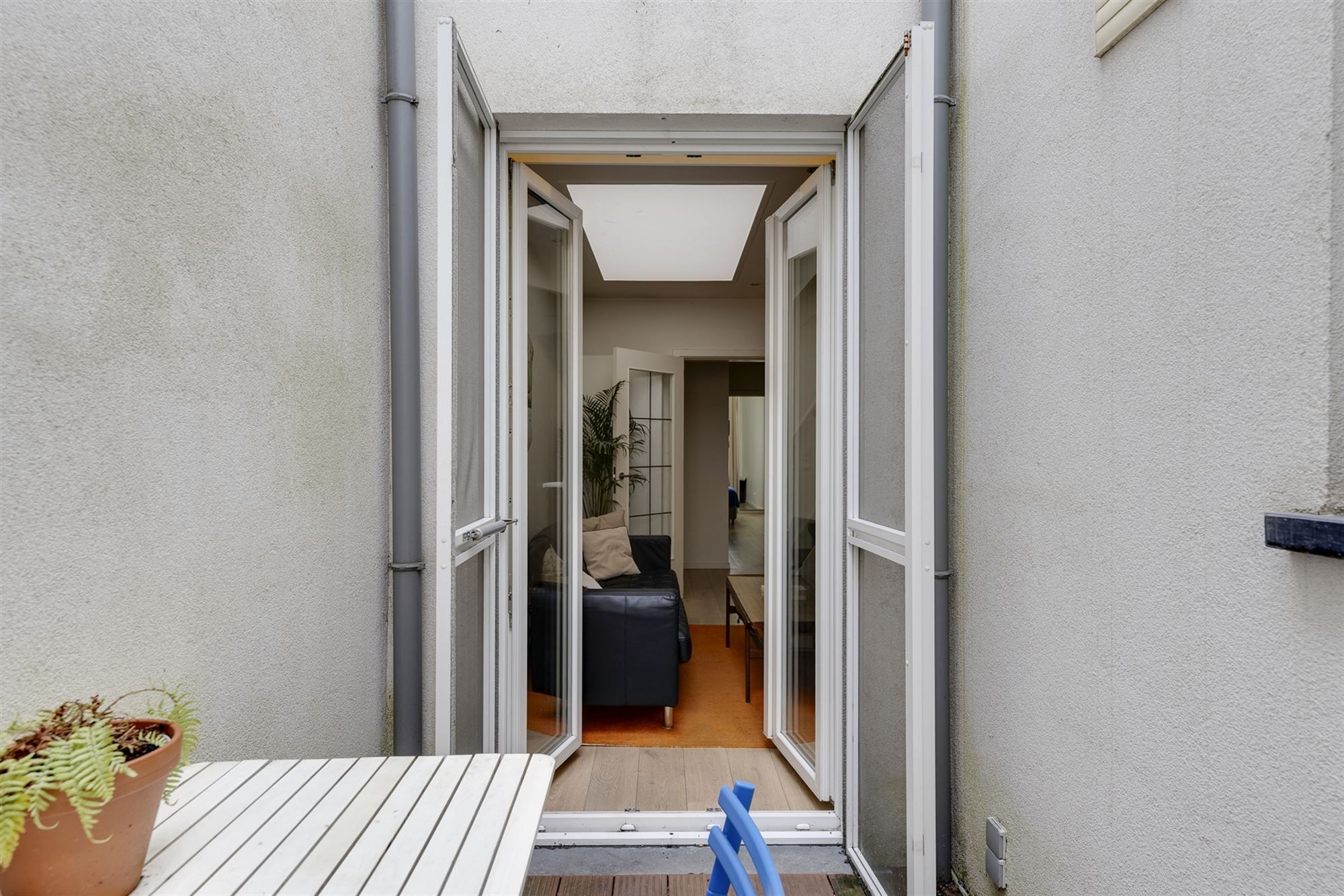 Cozy gelijkvloers appartement met stadskoer foto 4