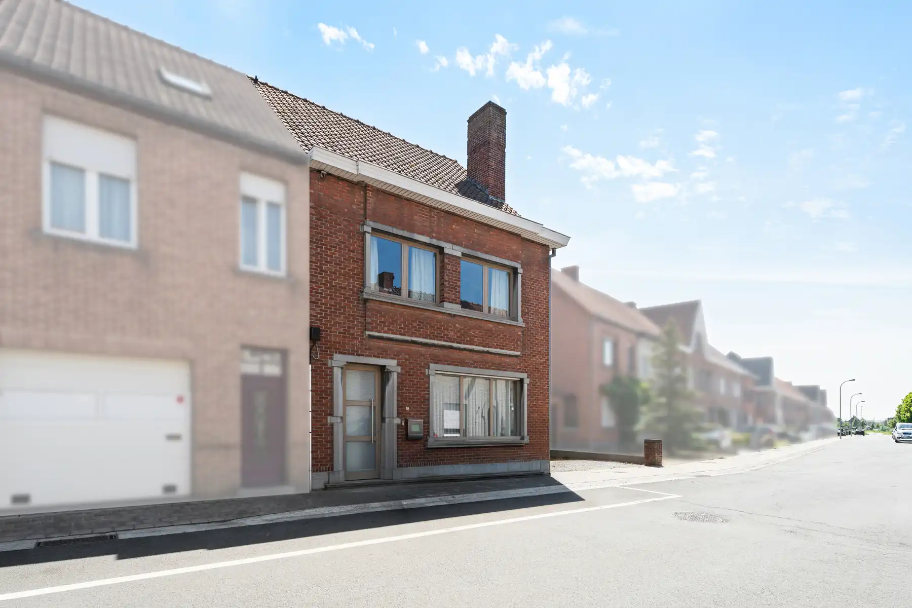 Hoofdfoto van de publicatie: Ruime woning met diepe tuin in het centrum van Tielt 