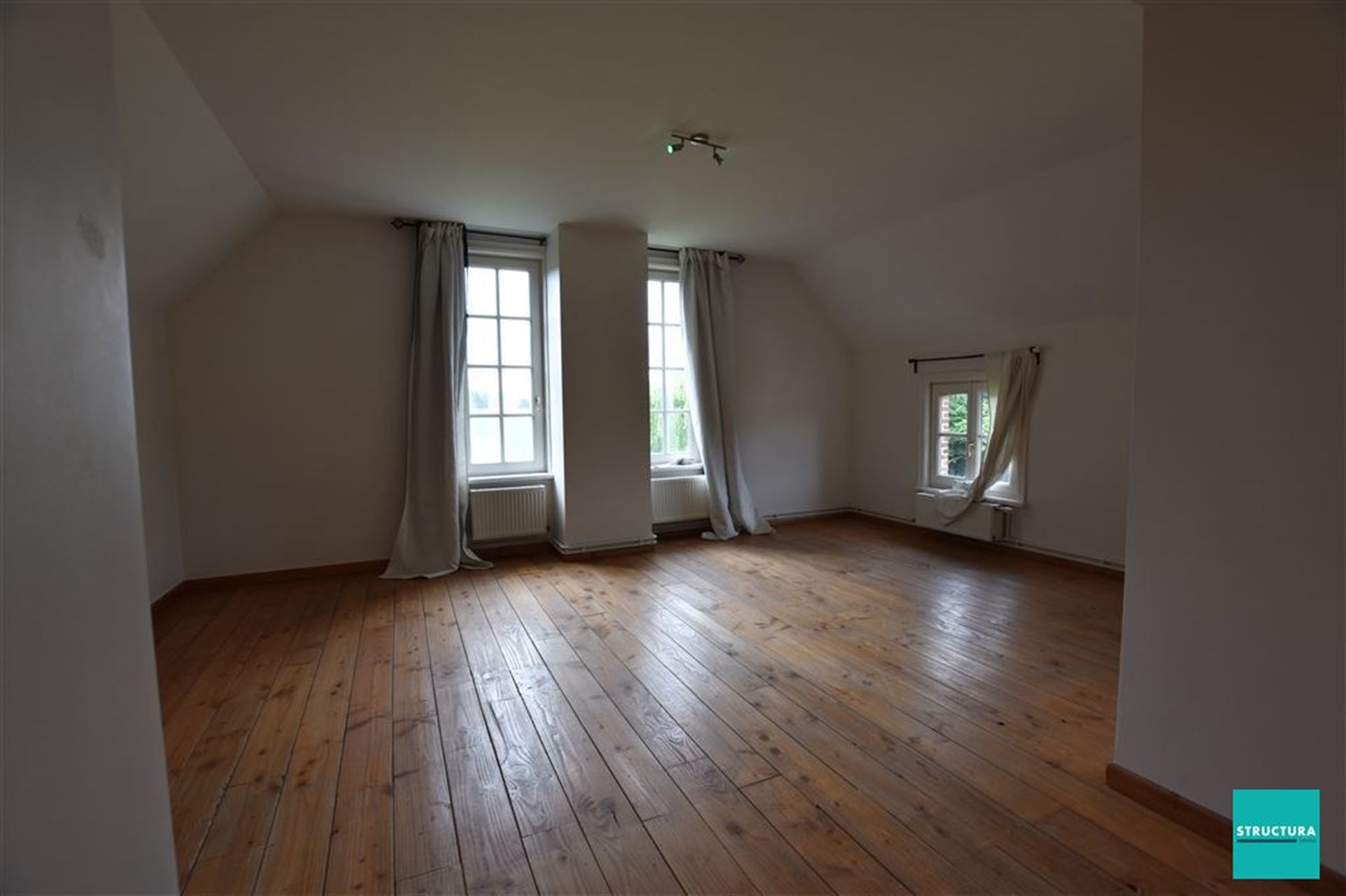 Unieke villa te huur in Humbeek foto 10