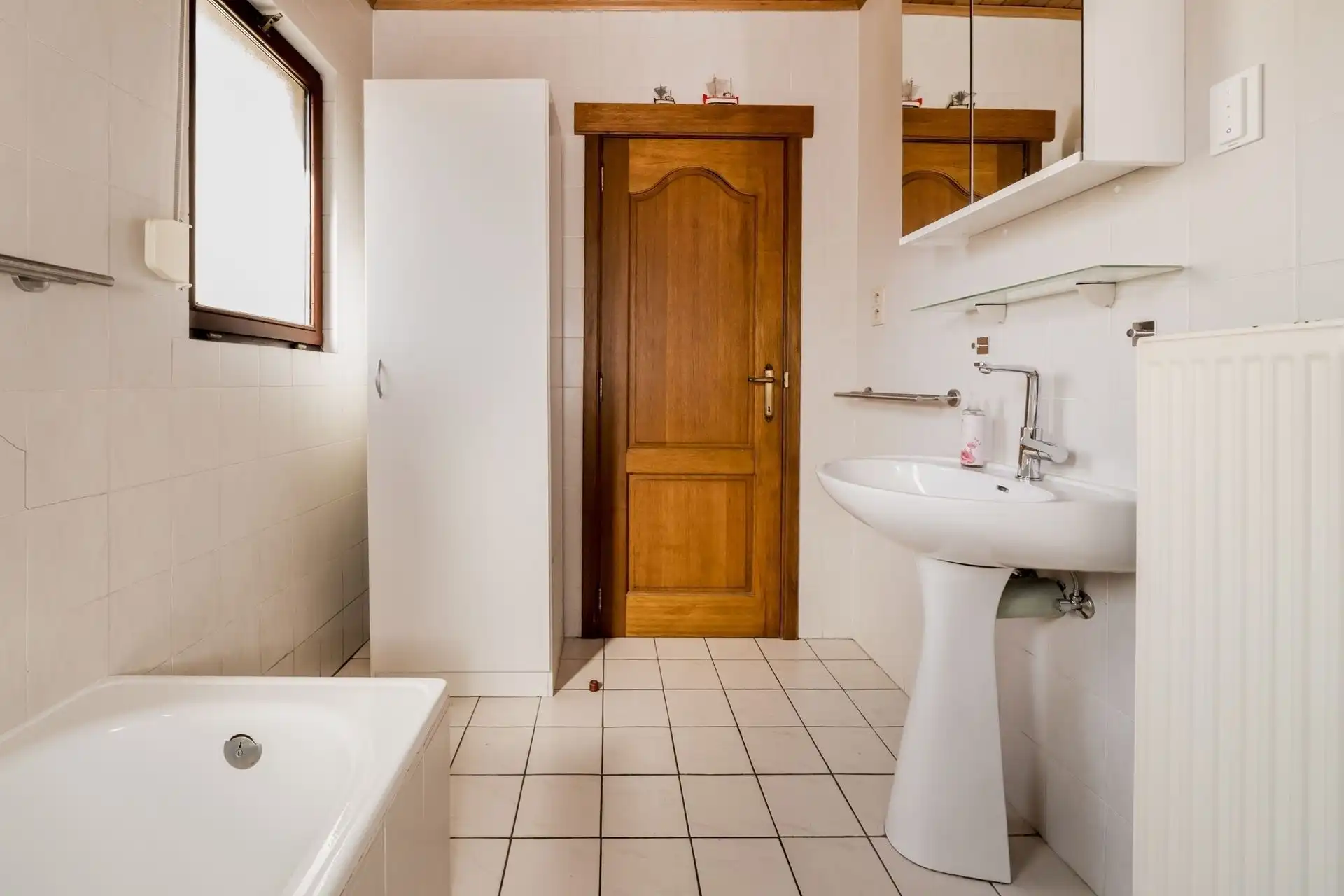 Eengezinswoning met 3 slpks en toegang via de tuin! foto 14