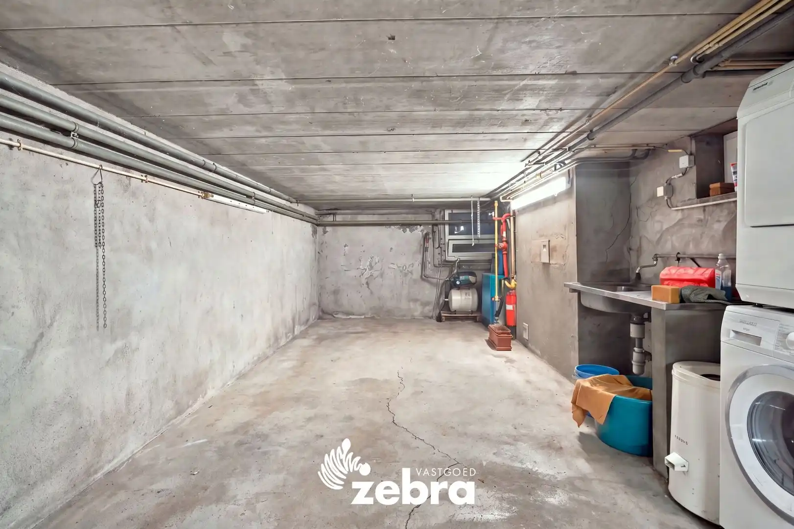 Ruime halfopen woning met 4 slaapkamers en westgerichte tuin in centrum Tielt! foto 22