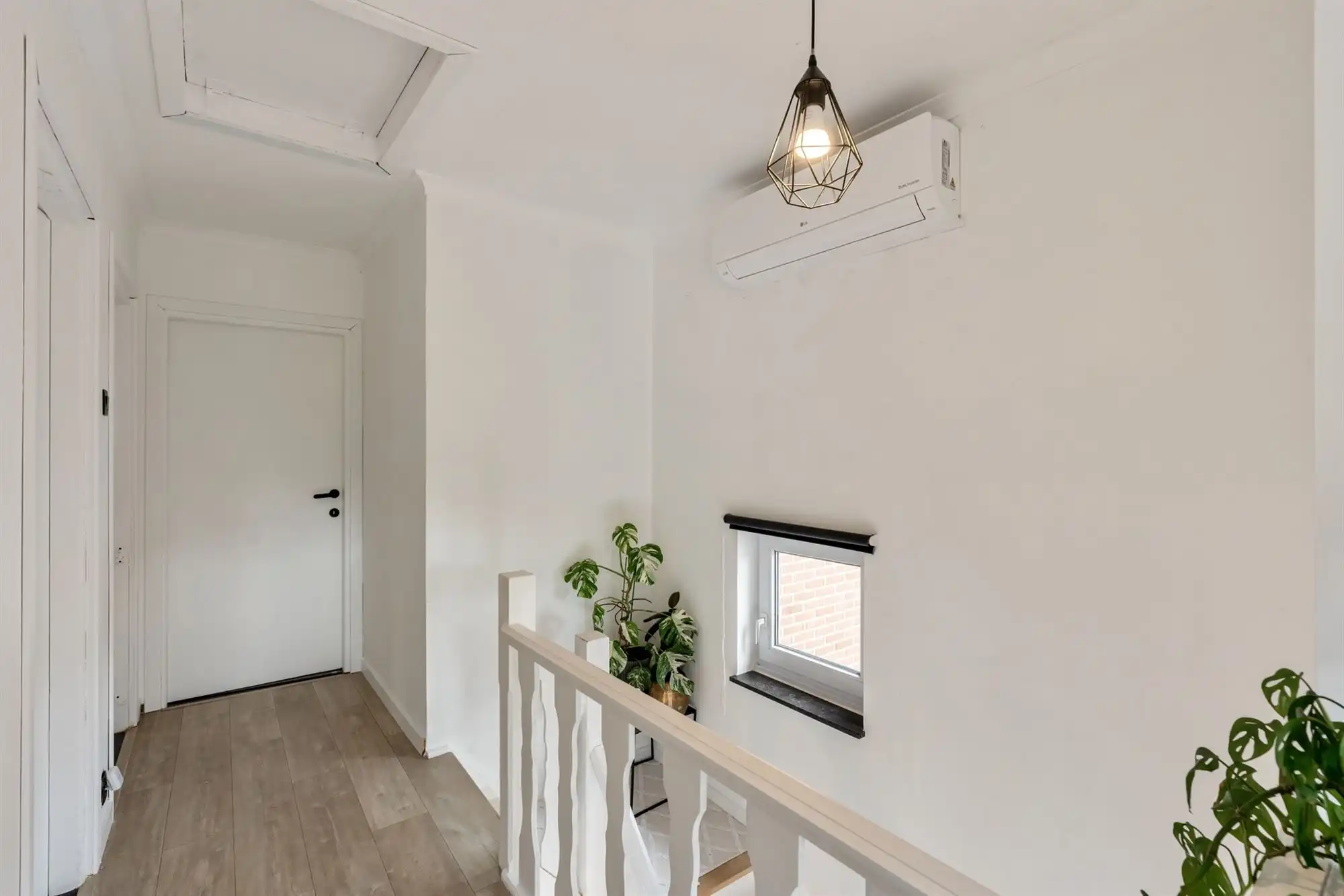 Gerenoveerde halfvrijstaande woning op perceel van 5a 57ca te Neeroeteren foto 13