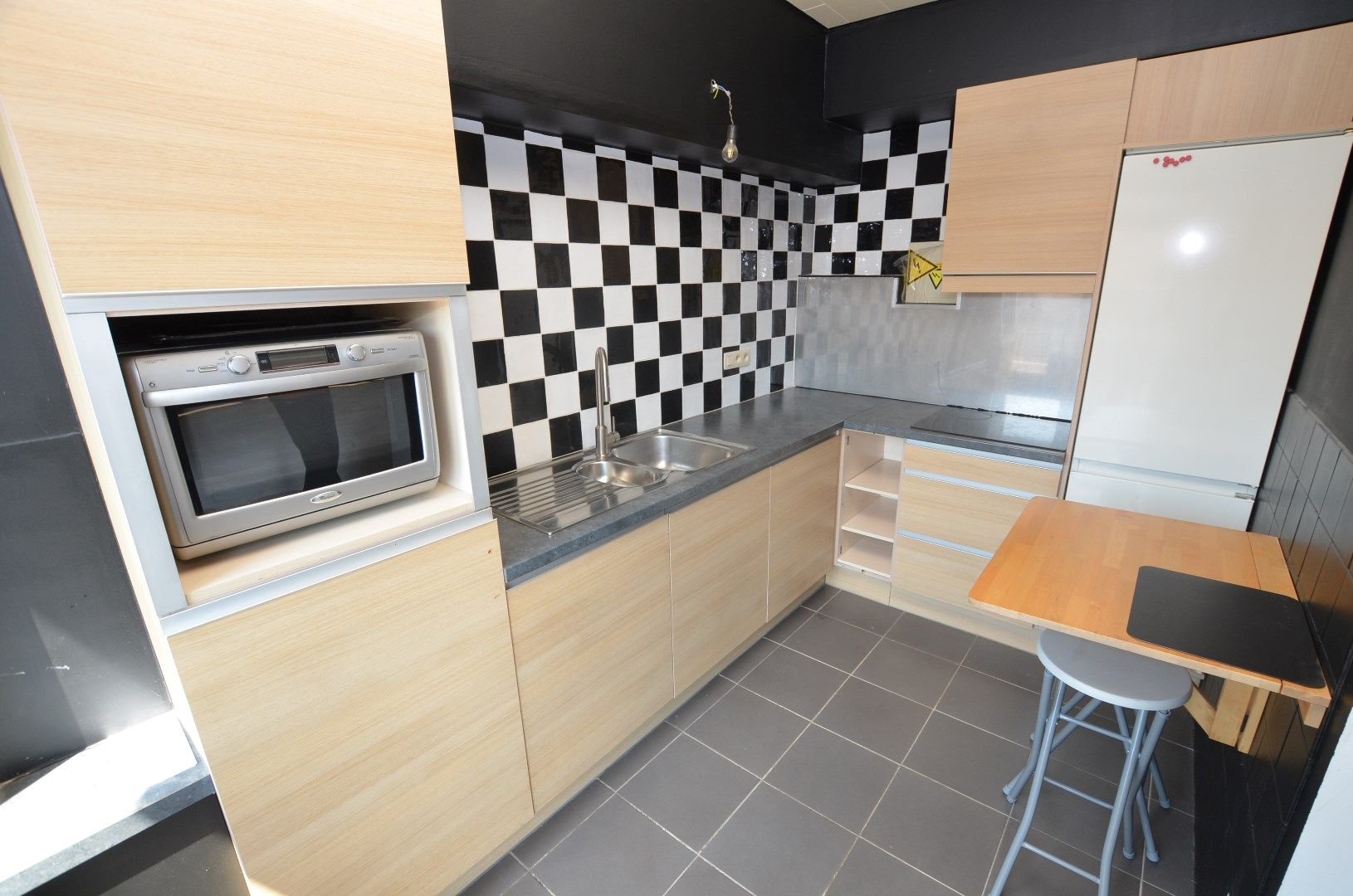 Mooi zonnig ruim appartement  foto 3
