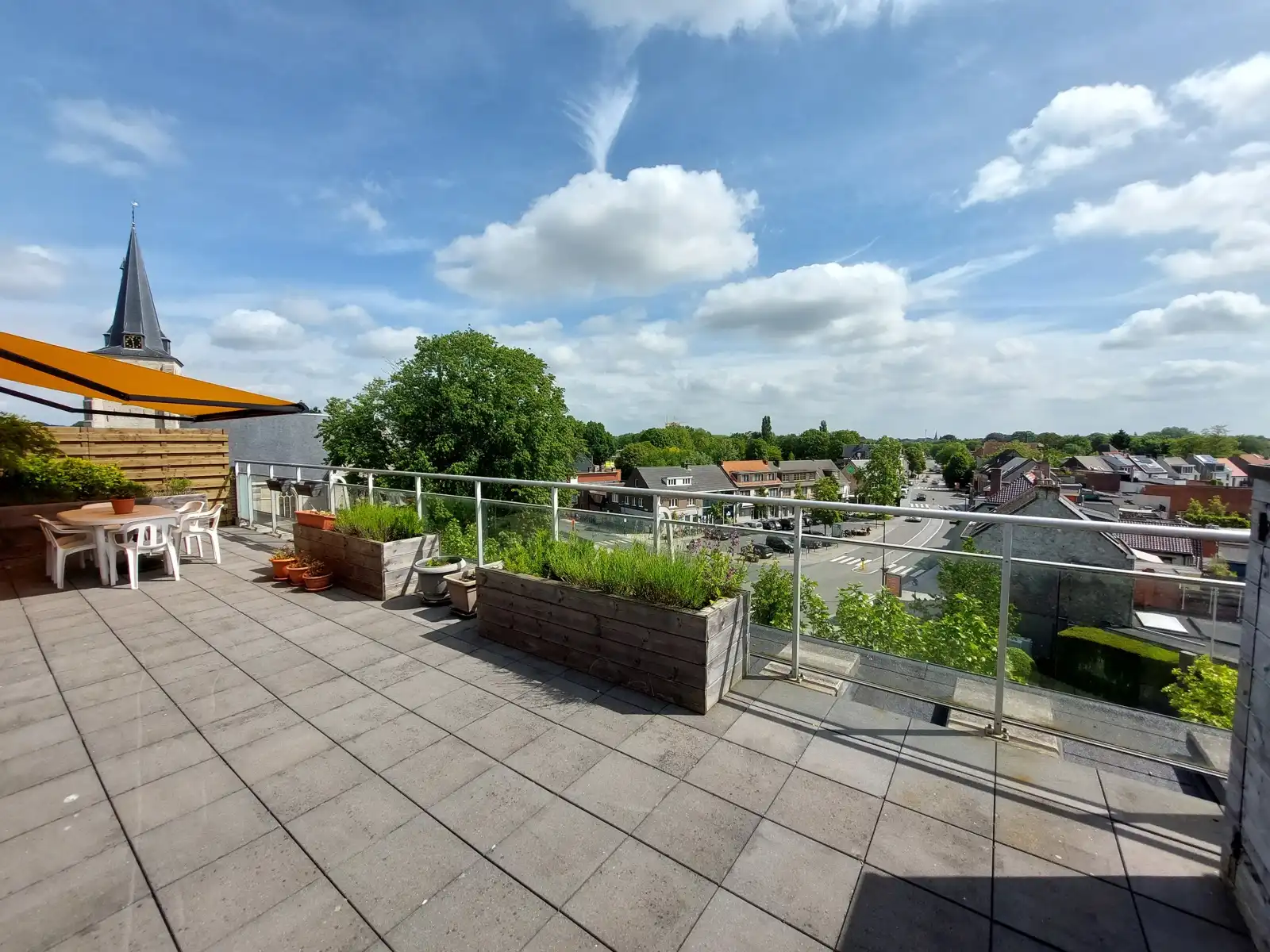 Centrum Hove, standingvolle penthouse met 2 slpk en 2 terrassen! foto 3