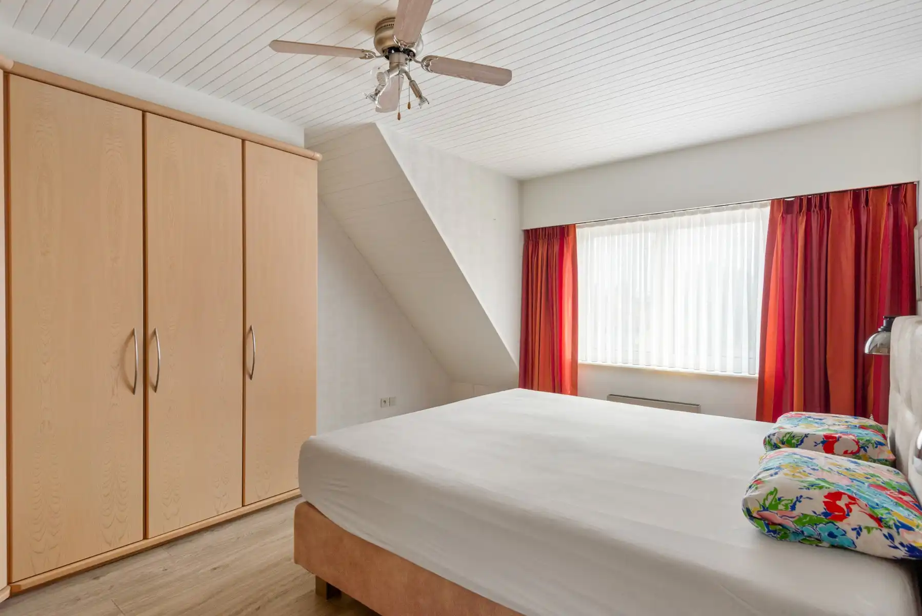 Ruime woning op toplocatie foto 18