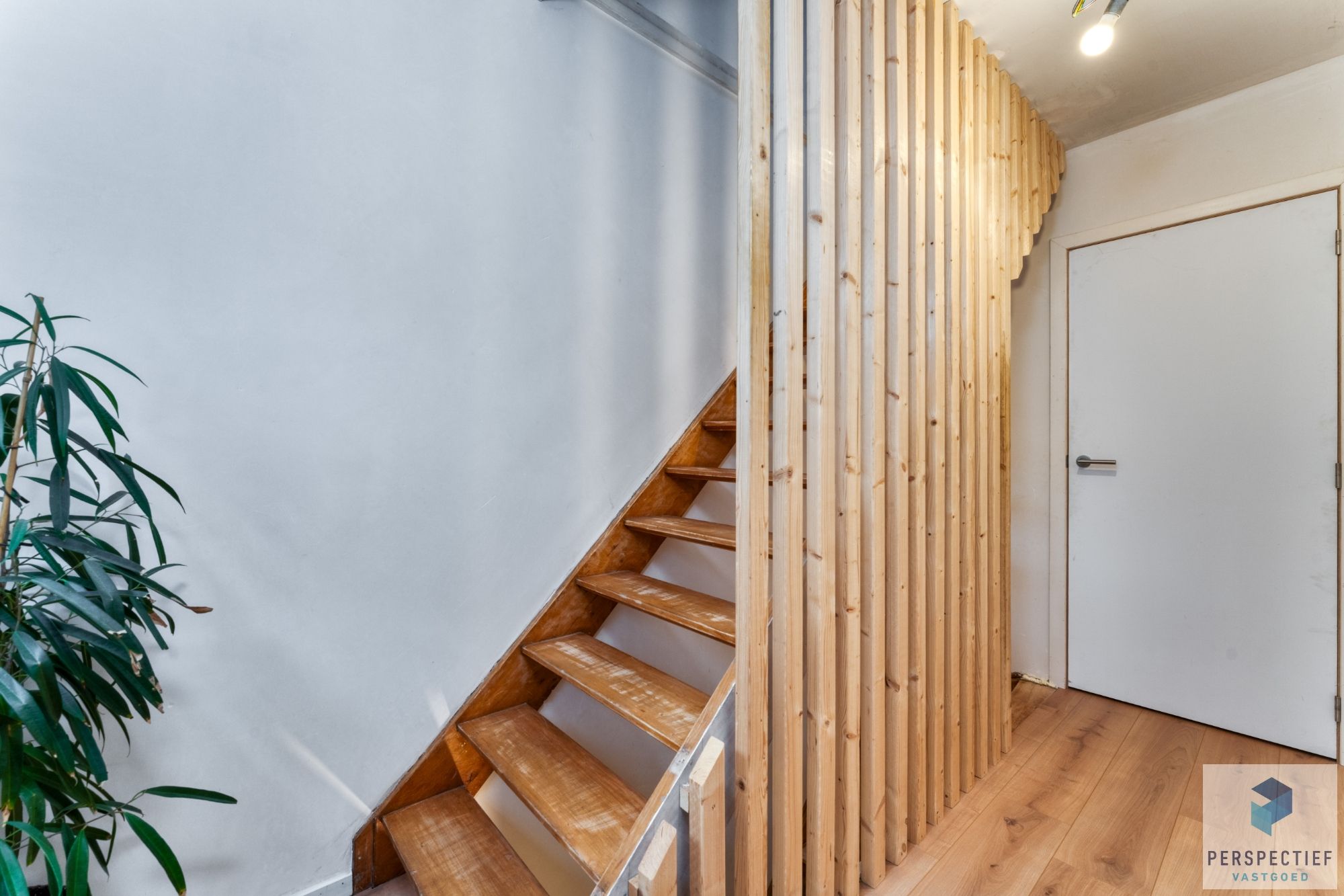 BEZOEKMOMENT ZATERDAG 6/12 VAN 16U30 TOT 18U | Uiterst GOED gelegen VERNIEUWDE woning met GROTE tuin foto 16