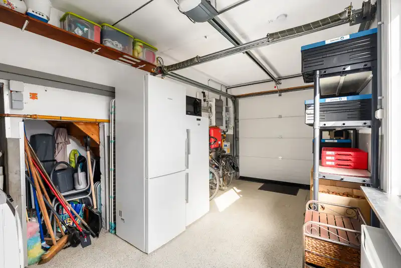 Roeselare, Robuuste hoekwoning is toffe wijk &nbsp;met 4 slpks, zonnige tuin en overdekt terras op 267 m² foto 18