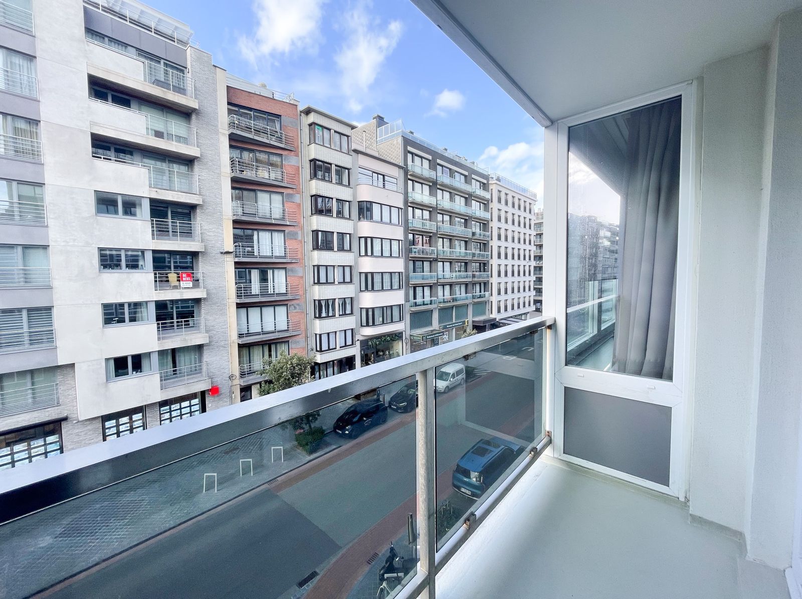 Gezellig en instapklaar gemeubeld appartement met 1 slpk en terras op wandelafstand van strand foto 11