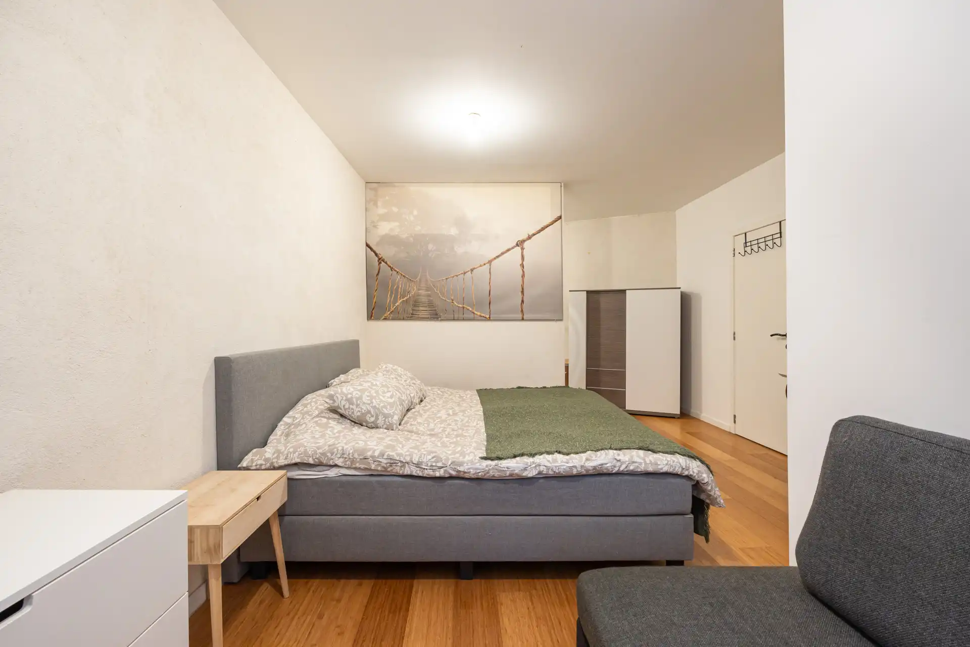 Appartement met 2 slaapkamers,2 terrassen en kelderruimte. foto 9