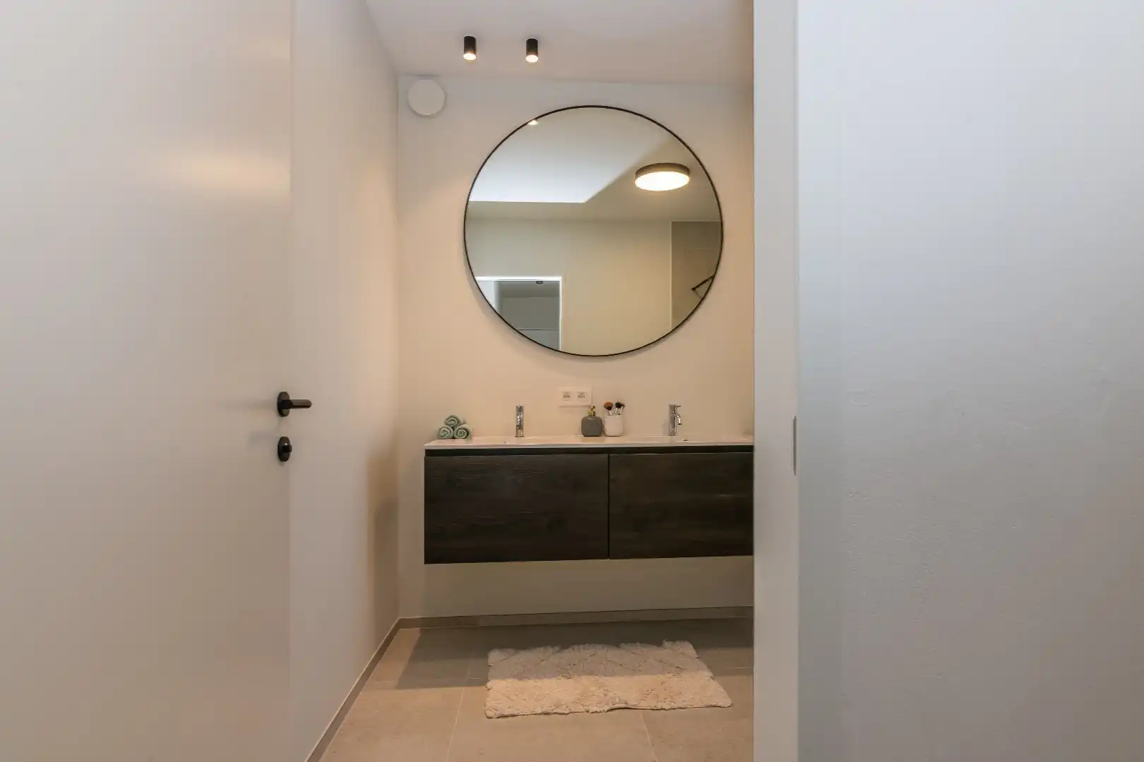 Barolo, wonen vlakbij park Baron Casier foto 6