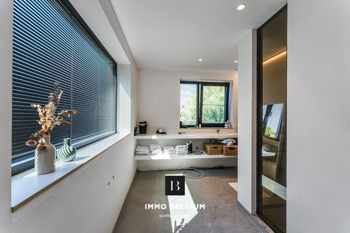 Nieuwbouwvilla onder registratierecht met 4 slaapkamers foto 15