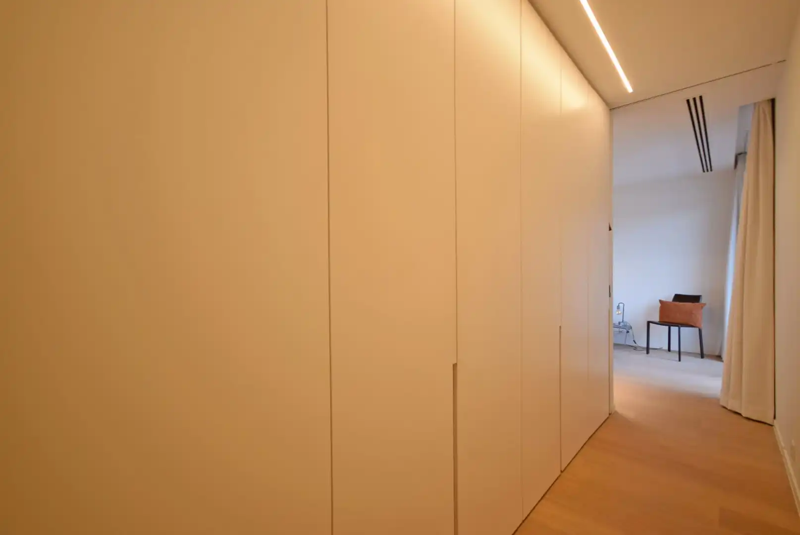 UNIEK EN ZEER HOOGSTAAND AFGEWERKT PENTHOUSE AAN HET STERREBOS foto 12