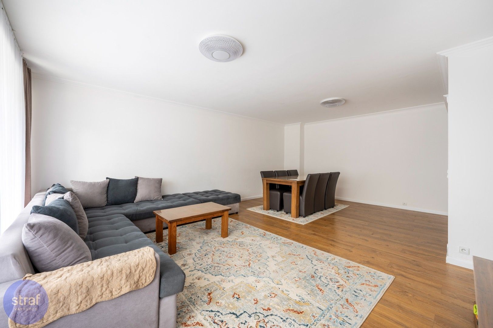 Ruim 3 slpk appartement op Linkeroever foto 3